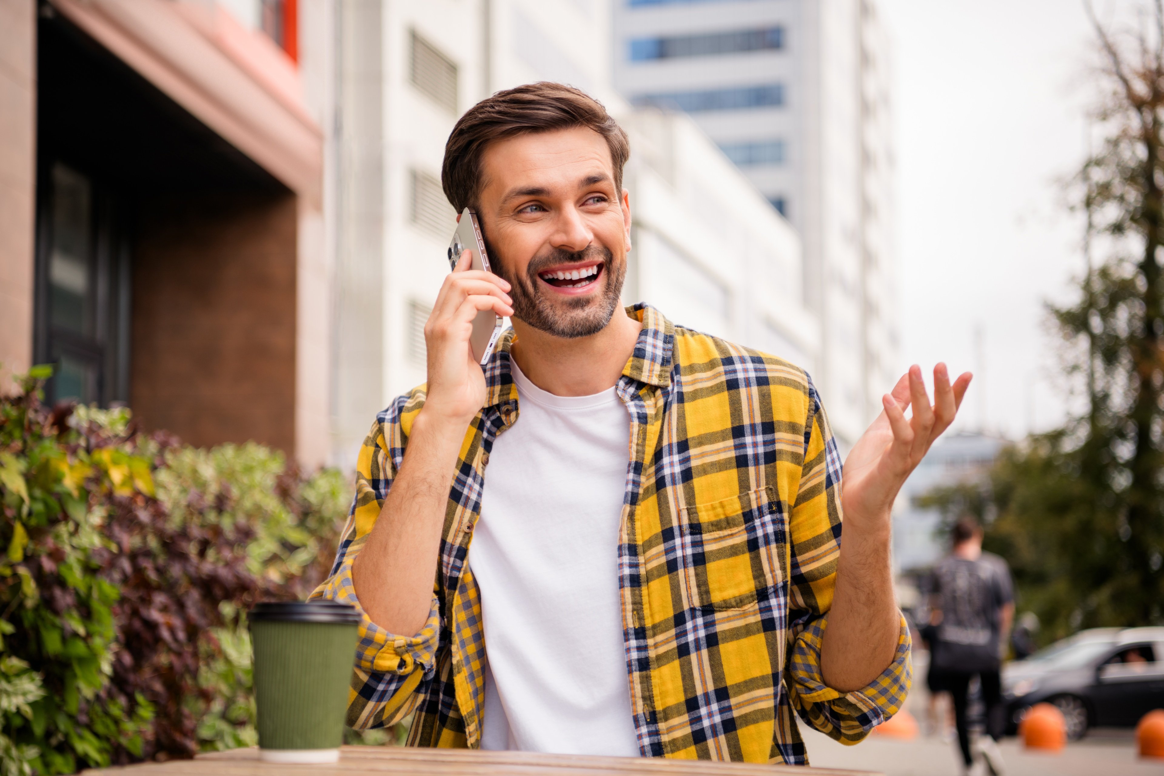Oui, vous avez bien lu, France Travail pourrait utiliser certaines de vos données téléphoniques pour débusquer d'éventuels fraudeurs. © Roman Samborskyi / Shutterstock