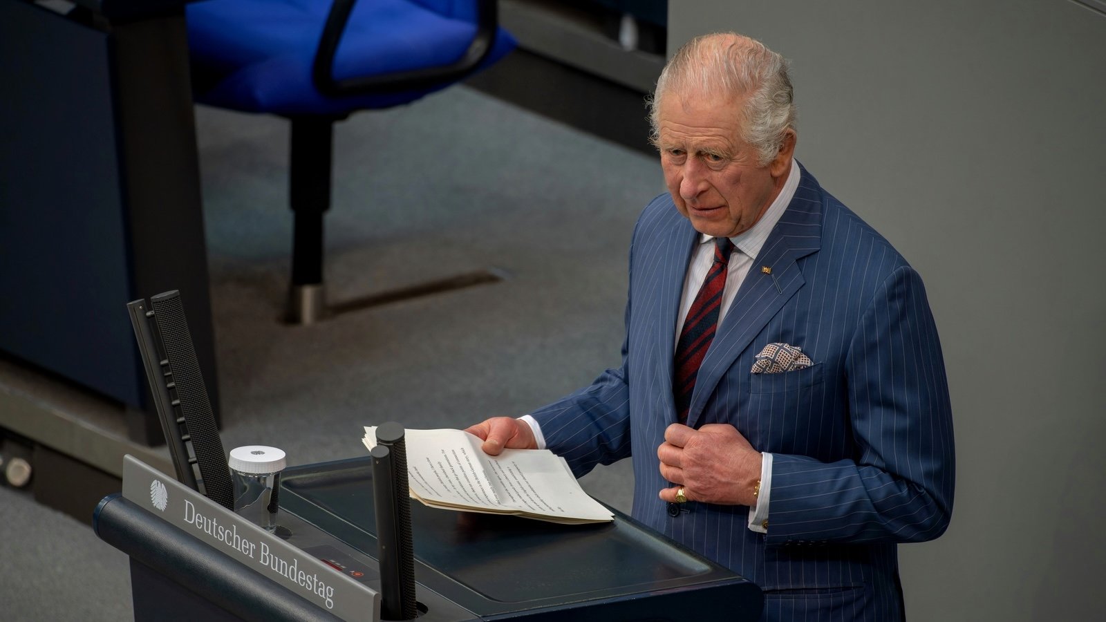 Sa Majesté veut protéger les humains d'une IA devenue incontrôlable. ©Heide Pinkall / Shutterstock