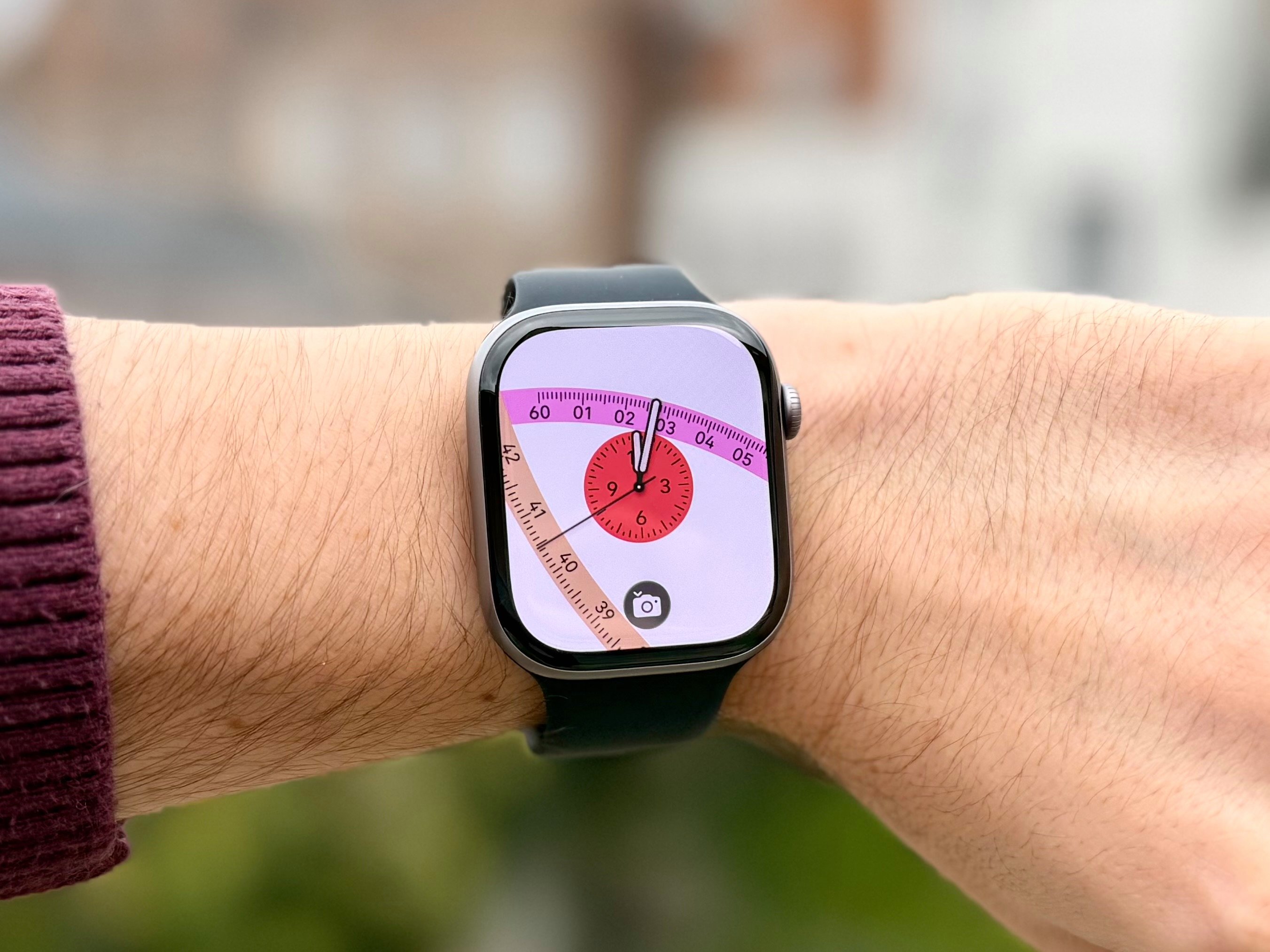 L'Apple Watch pourrait changer radicalement de format dans les prochaines années ©Mathieu Grumiaux pour Clubic