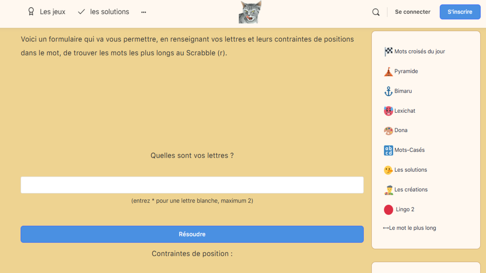 Interface de Tricher au Scrabble : un solveur en ligne qui permet d’entrer vos lettres, d’ajouter un joker et d’affiner la recherche selon les contraintes du plateau. © Langue au chat