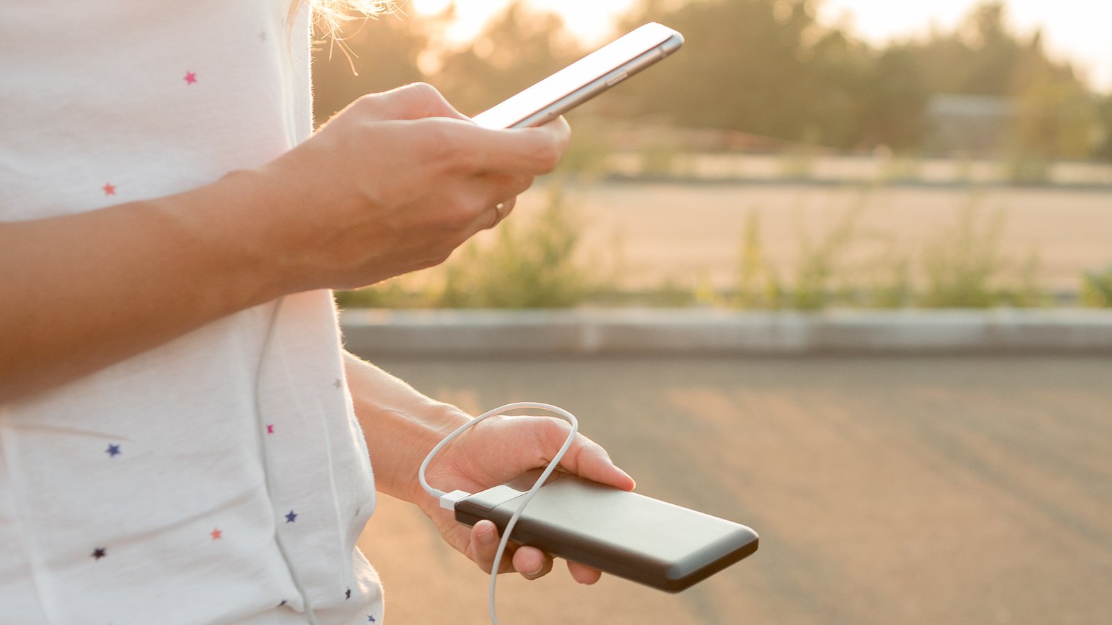 Avoir une batterie externe change la vie... quand elle est choisie correctement ! © Shutterstock