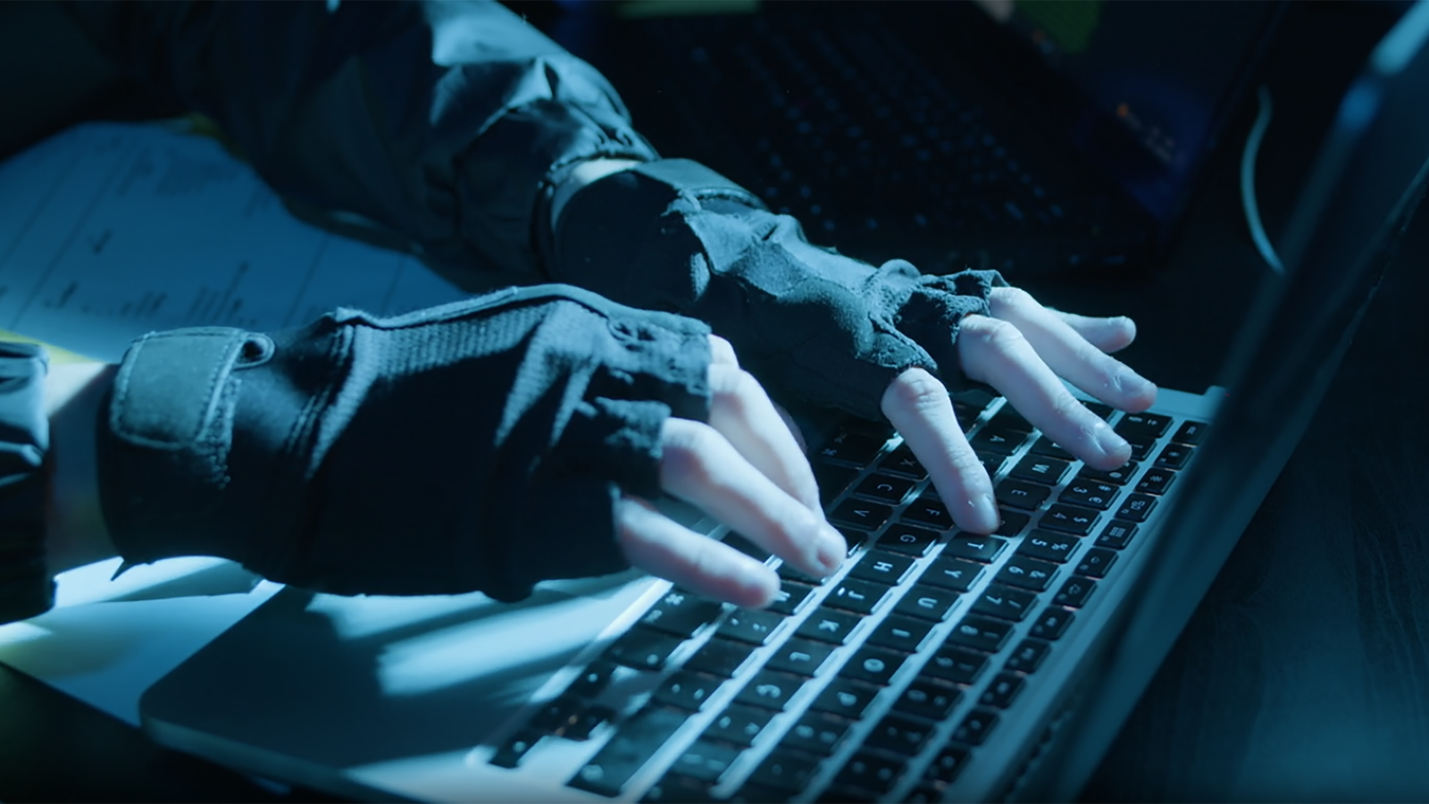 Besoin de protéger vos achats de Noël ? Avast Ultimate passe à prix mini (-70 %) © Shutterstock