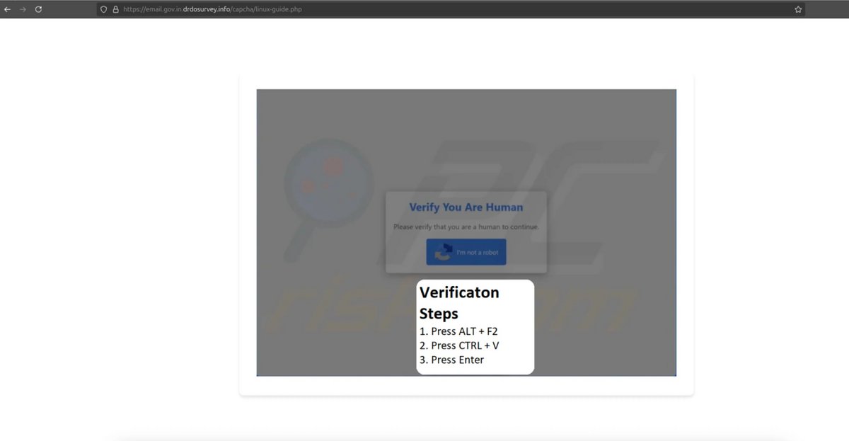 Après avoir cliqué sur le faux CAPTCHA qui copie une commande dans le presse-papiers, les victimes sur Linux sont incitées à exécuter la commande dans le terminal. © Hunt.io
