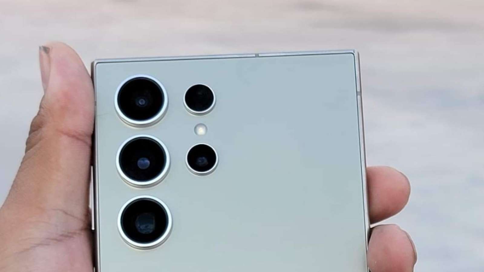 Prise en main du Galaxy S24 Ultra © David Martin