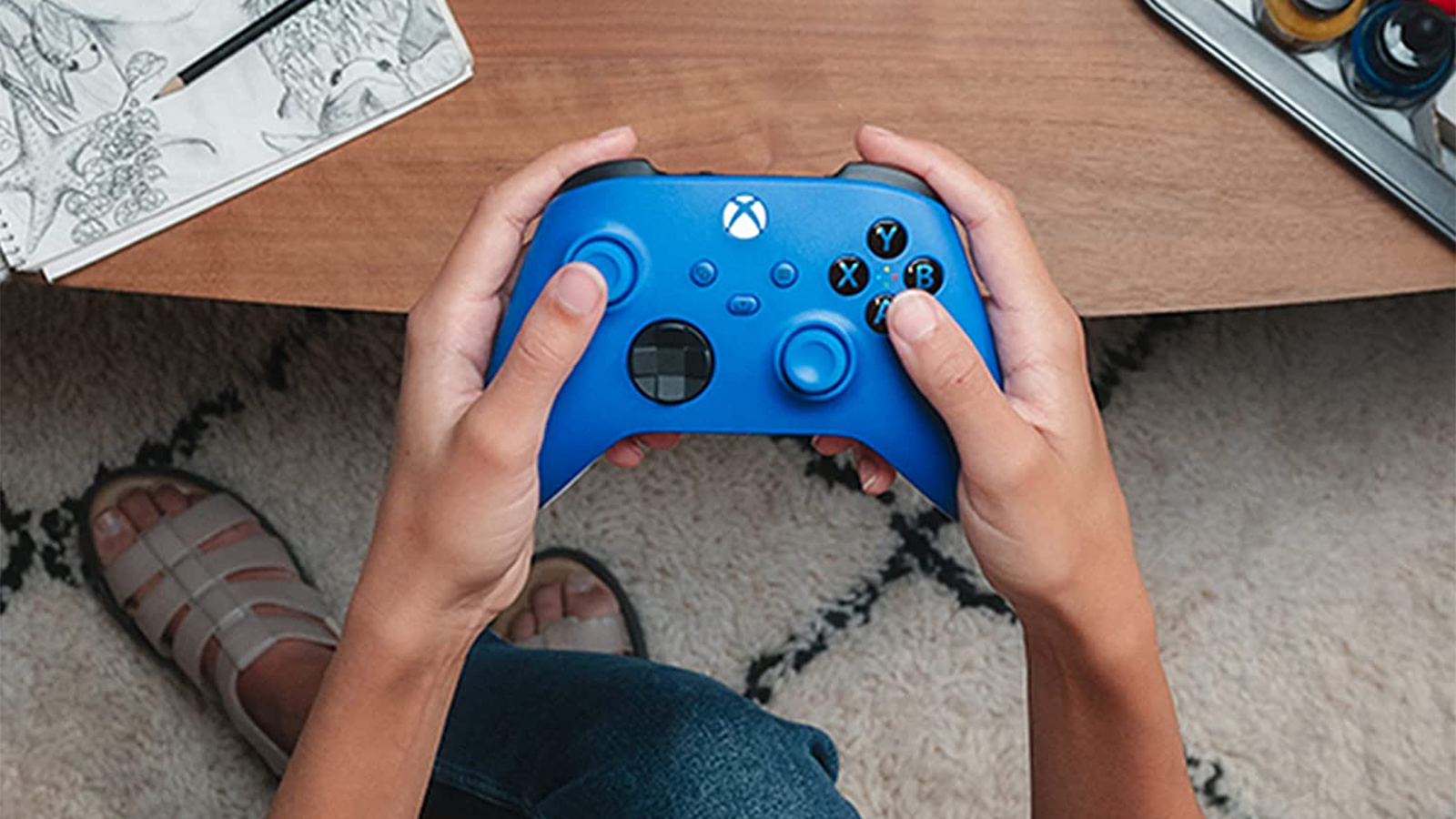 La manette officielle Xbox Series sans-fil Microsoft Shock Blue