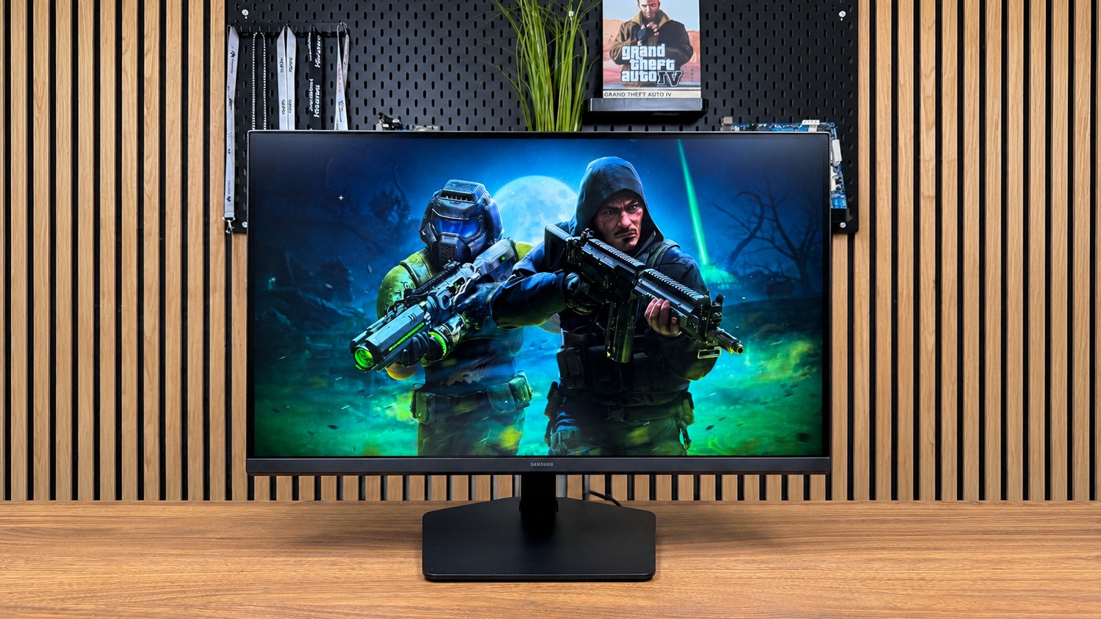Le Samsung Odyssey G80HF propose un affichage dual-mode pour mettre tout le monde d'accord. ©Charles Gouin-Peyrot pour Clubic
