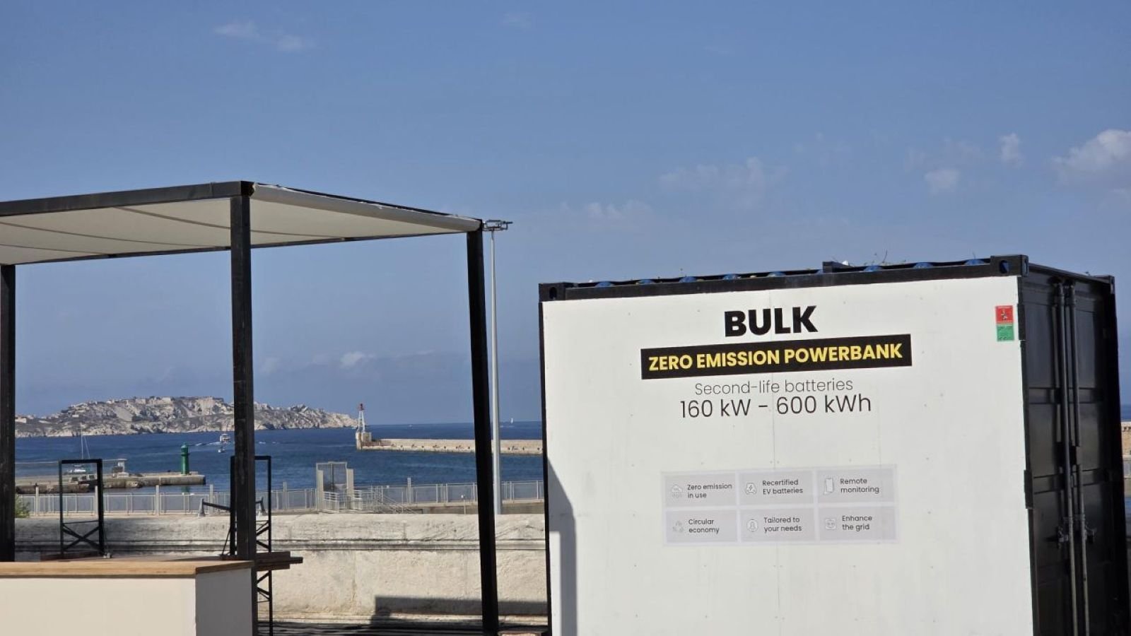 PESS Energy assemble à Marseille des batteries mobiles, de la Bobine de 5 kWh sur roulettes au Bulk de 600 kWh - ©PessEnergy