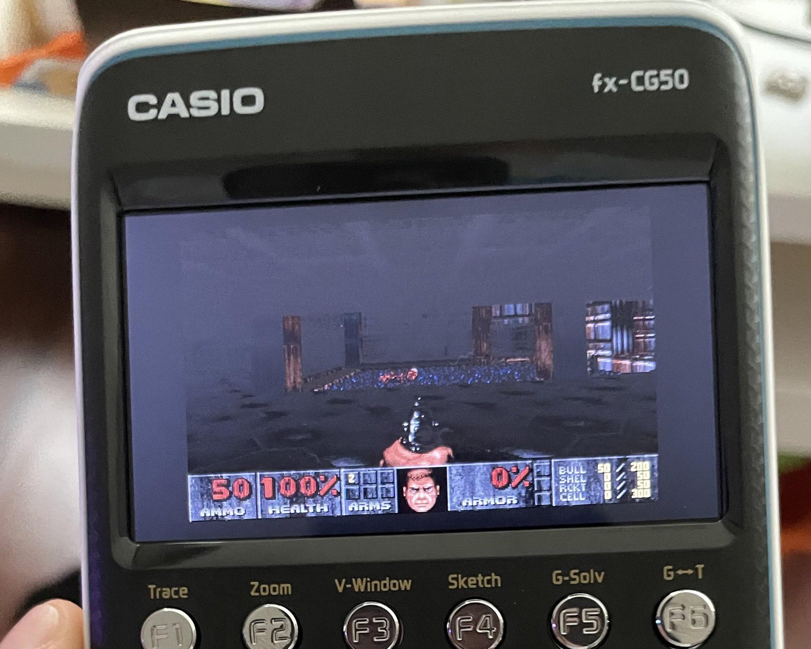 DOOM sur calculatrice Casio fx-CG50. ©Reddit