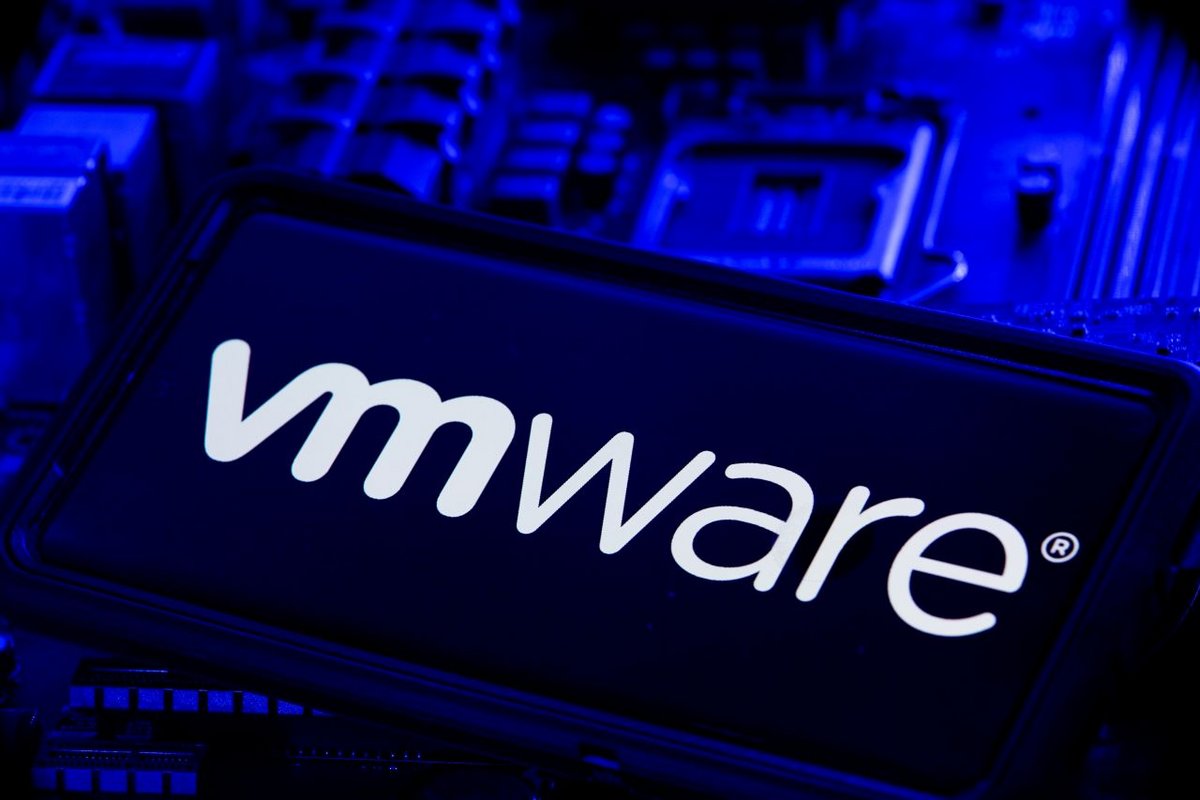 VMware est un logiciel très répandu dans les grandes entreprises et les administrations, qui permet de faire tourner plusieurs ordinateurs virtuels - ©PJ McDonnell / Shutterstock