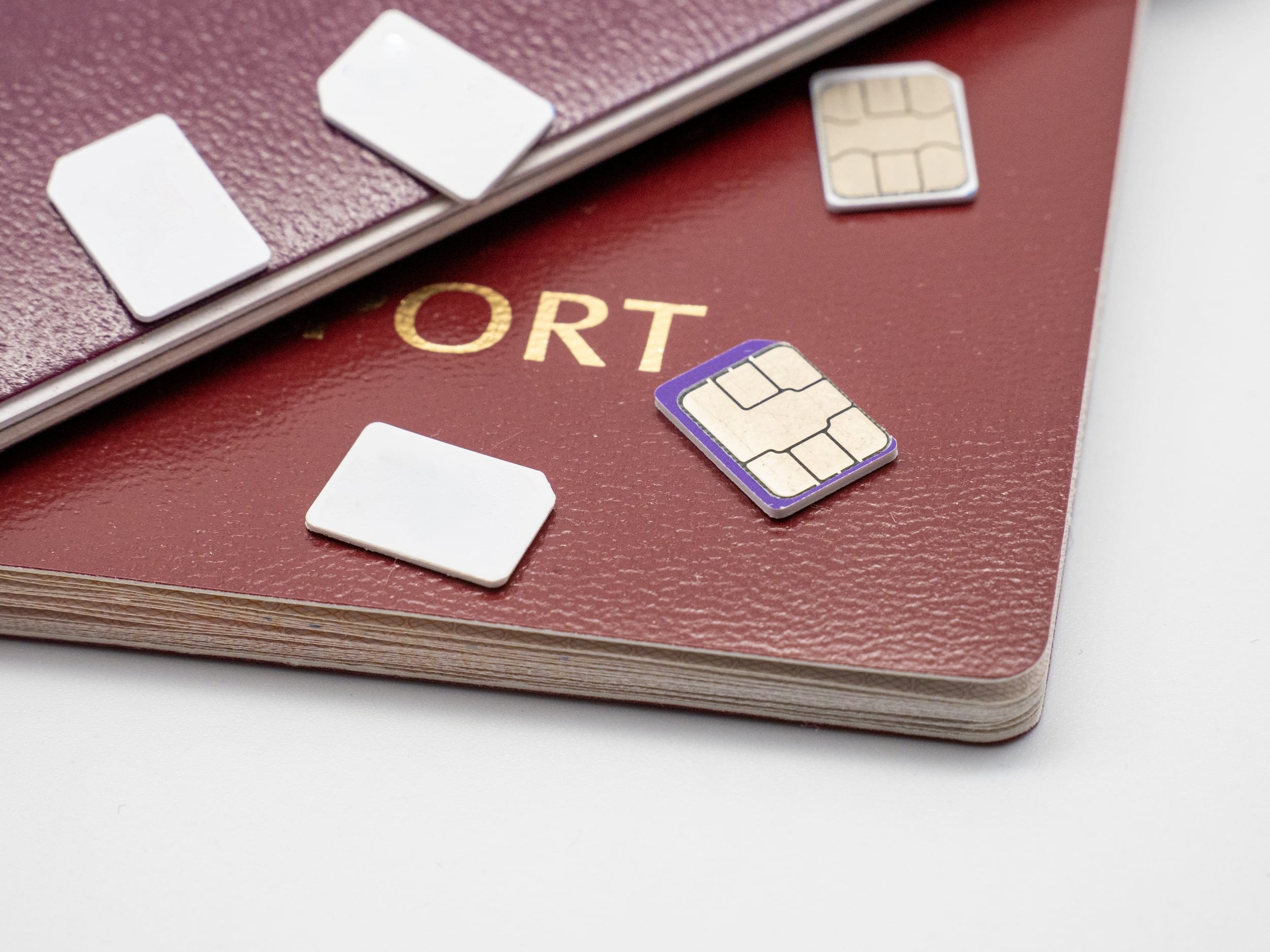 Airalo et Thales s'allient pour révolutionner l'eSIM de voyage dans plus de 200 pays. © Pucs Fongabe / Shutterstock