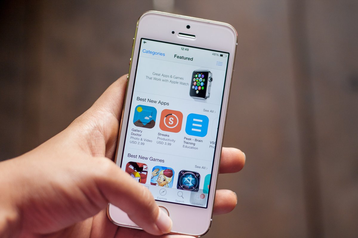 Même sur un store alternatif, Apple garde la main-mise sur son écosystème ©arisara / Shutterstock.com