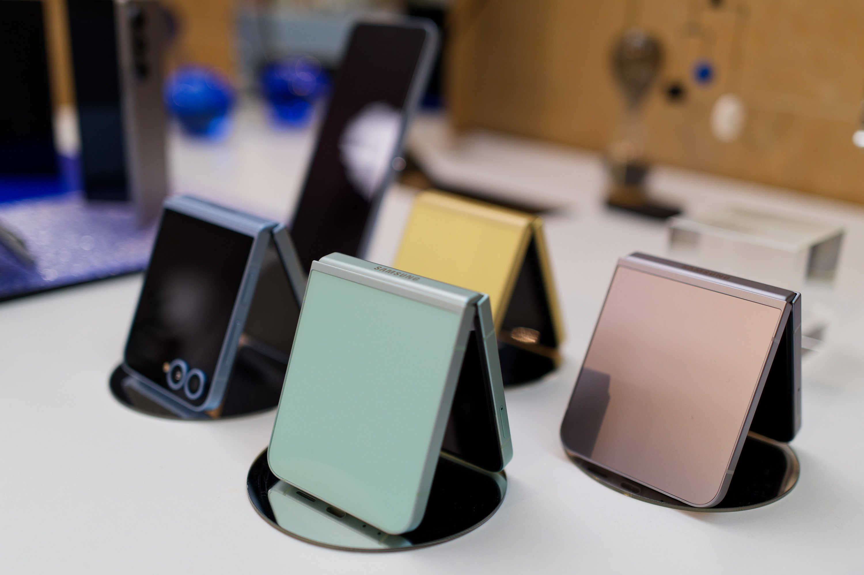 Des performances en demi-teinte pour les Galaxy Flip/Fold 6 de Samsung © Marc Mitrani pour Clubic