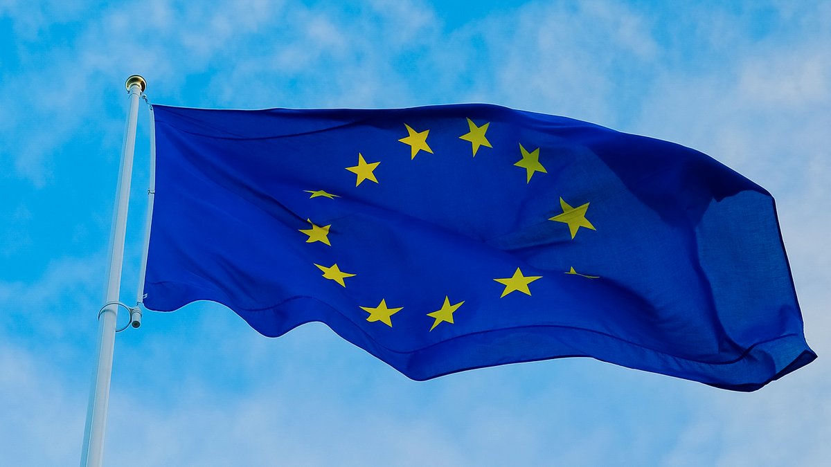 L’UE impose plus de transparence sur les batteries, avec un passeport numérique pour mieux informer les acheteurs ©Shutterstock
