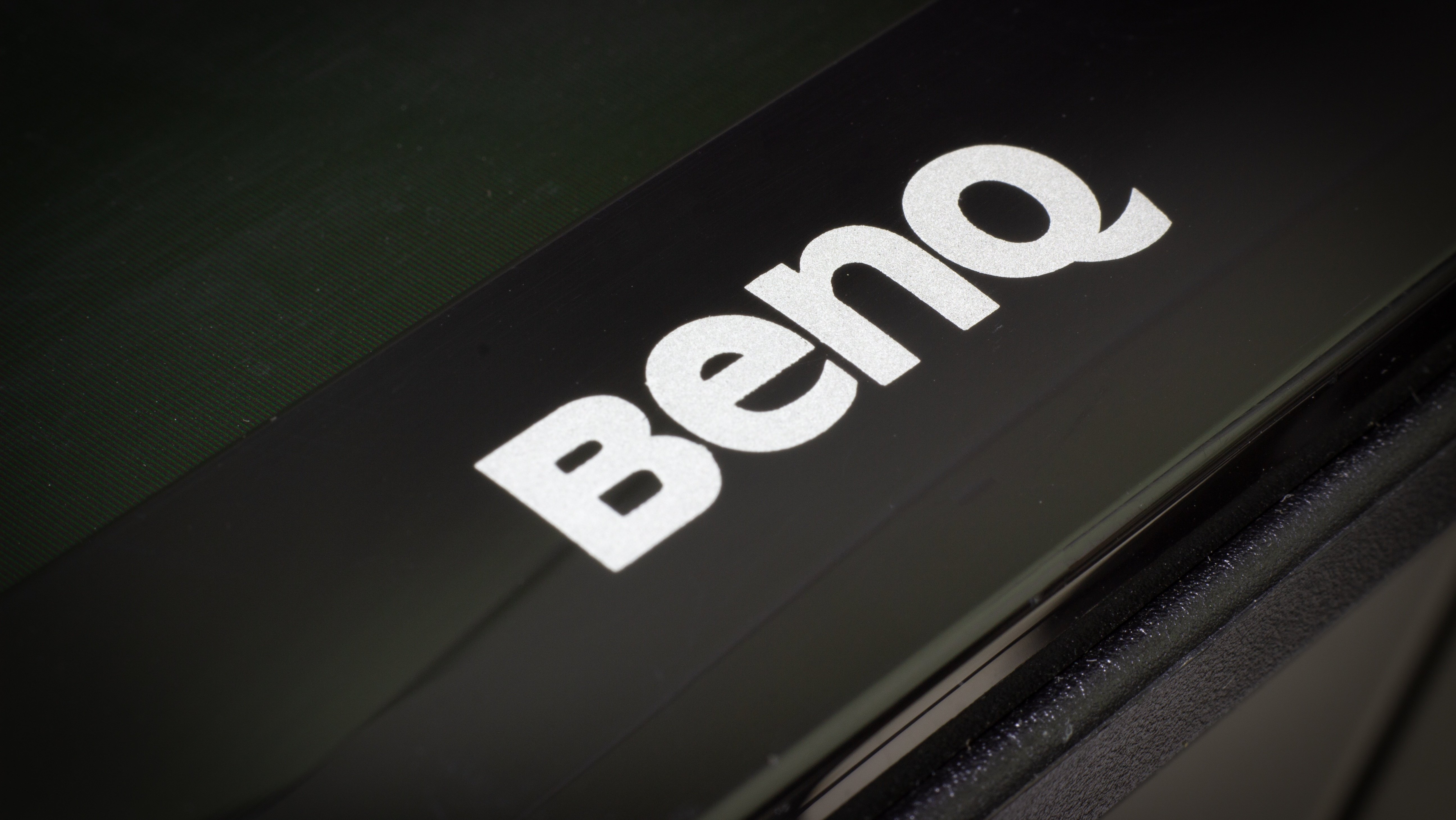 Le W4200 chez BenQ est-il réellement le premier vidéoprojecteur a supporter le Dolby Vision 2 ? Rien n'est moins sûr ! © MZinchenko / Shutterstock.com