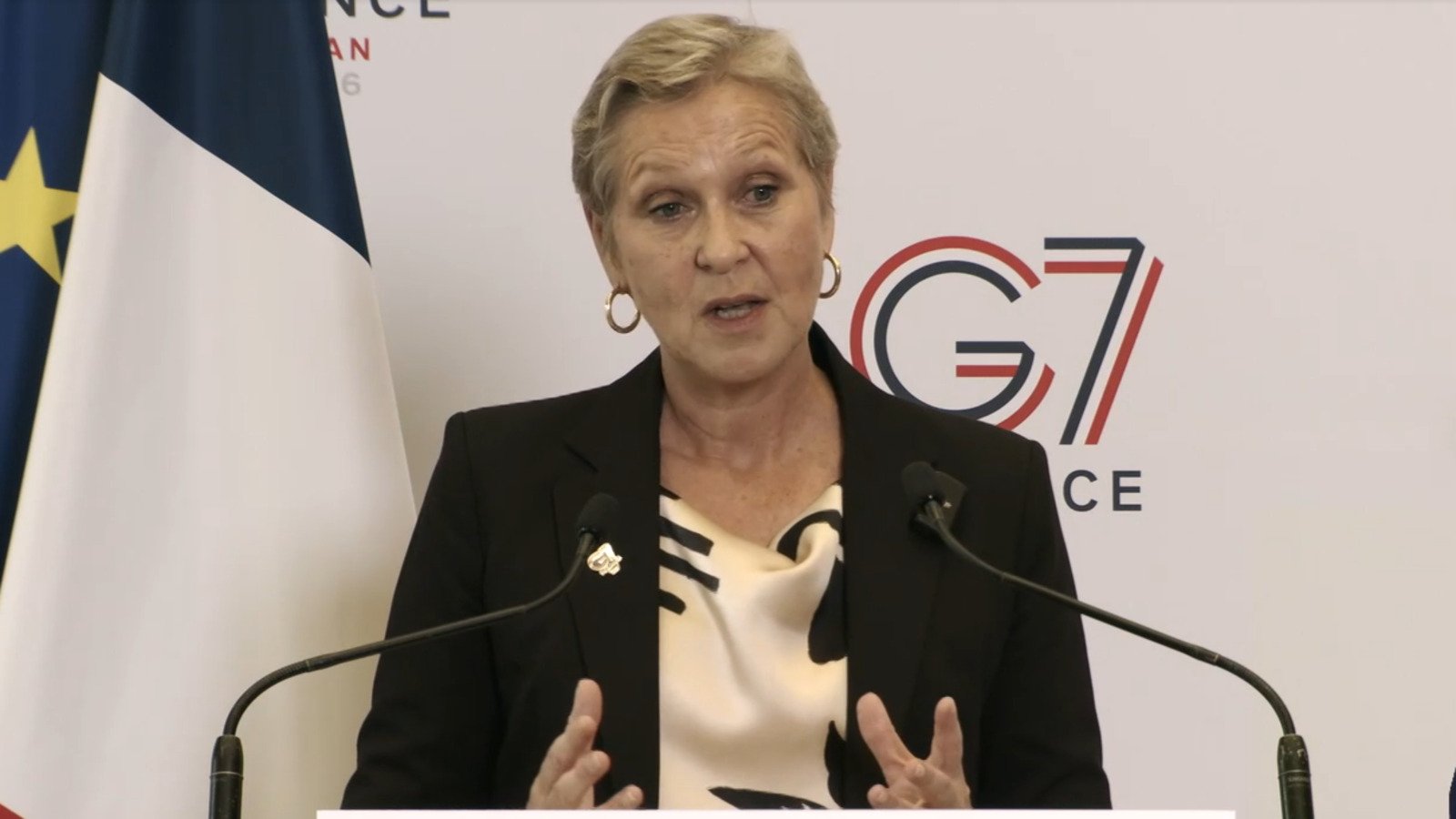 Anne Le Hénanff, ministre déléguée chargée de l'IA et du Numérique, en conférence de presse lors du G7 Numérique le 29 mai 2026. © Capture d'écran Clubic