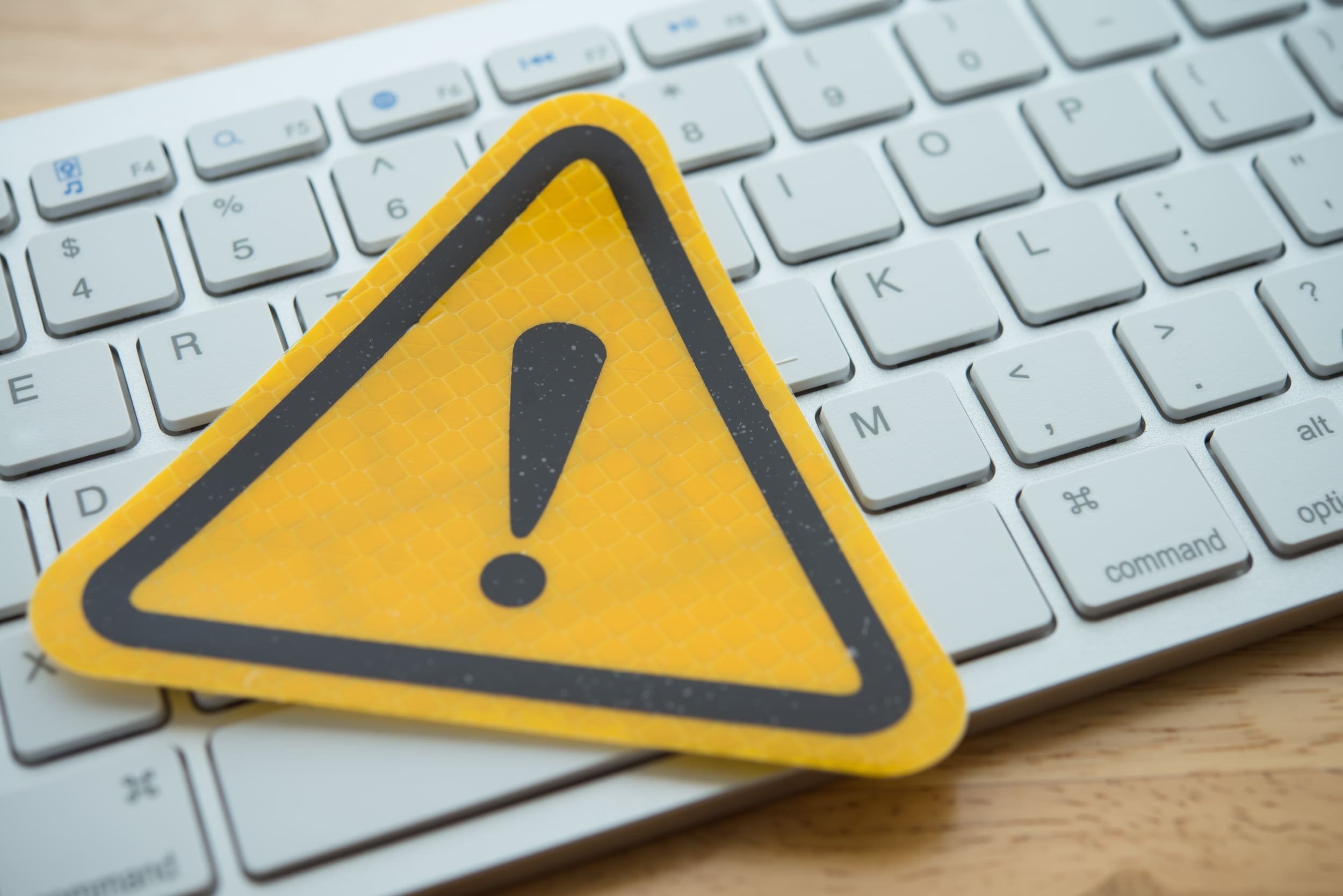 Attention aux arnaques crypto sur Facebook © Pla2na / Shutterstock