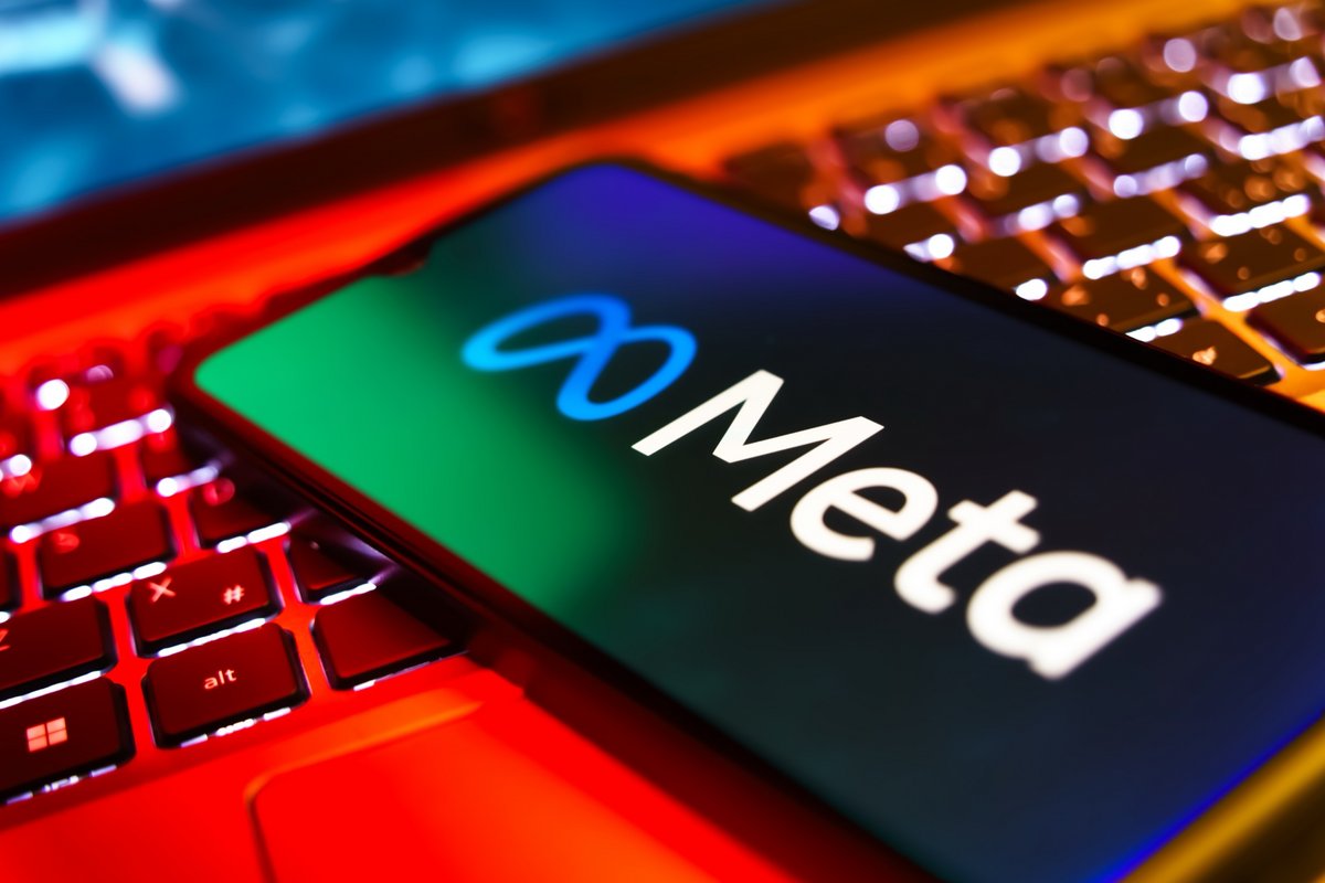 Meta dévoile son plan d’urgence pour lutter contre les arnaques sur Facebook et WhatsApp (et sauver les apparences). © JarTee / Shutterstock