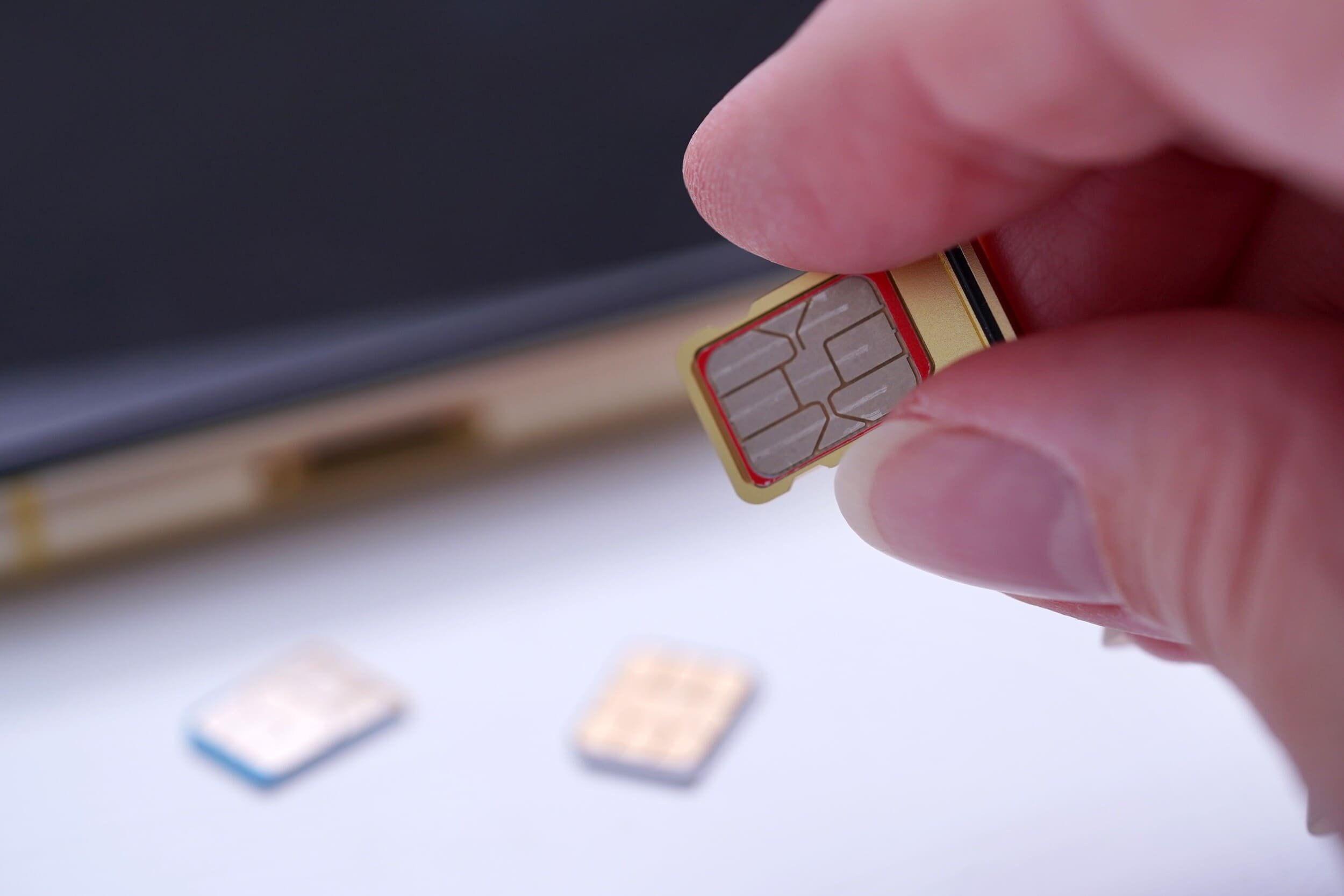 L'ARCEP recense 5,6 millions de cartes SIM 2G et 3G encore actives en France. © LanKS / Shutterstock