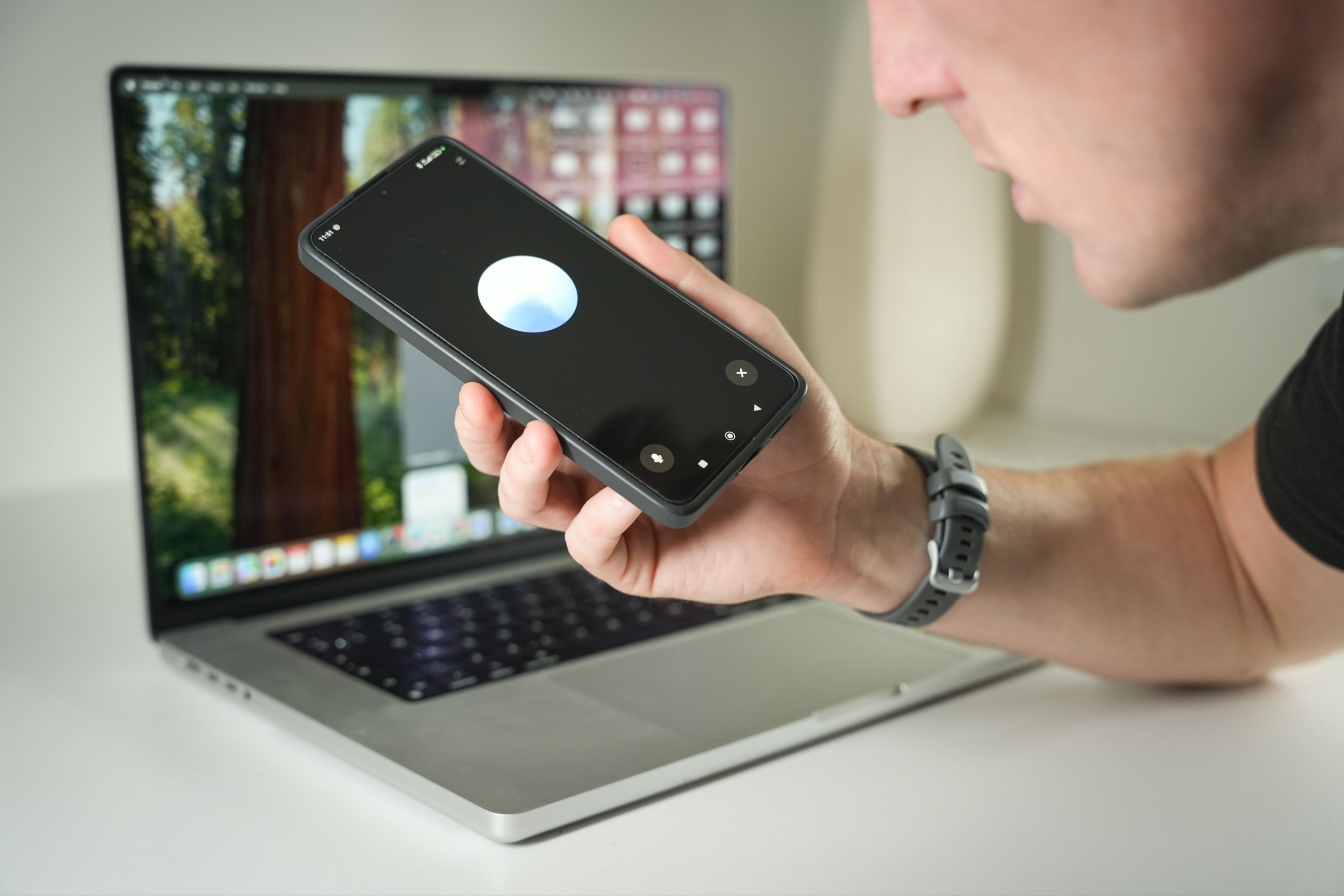 La base est déjà posée avec le mode voix de ChatGPT, reste à itérer désormais. © Shutterstock