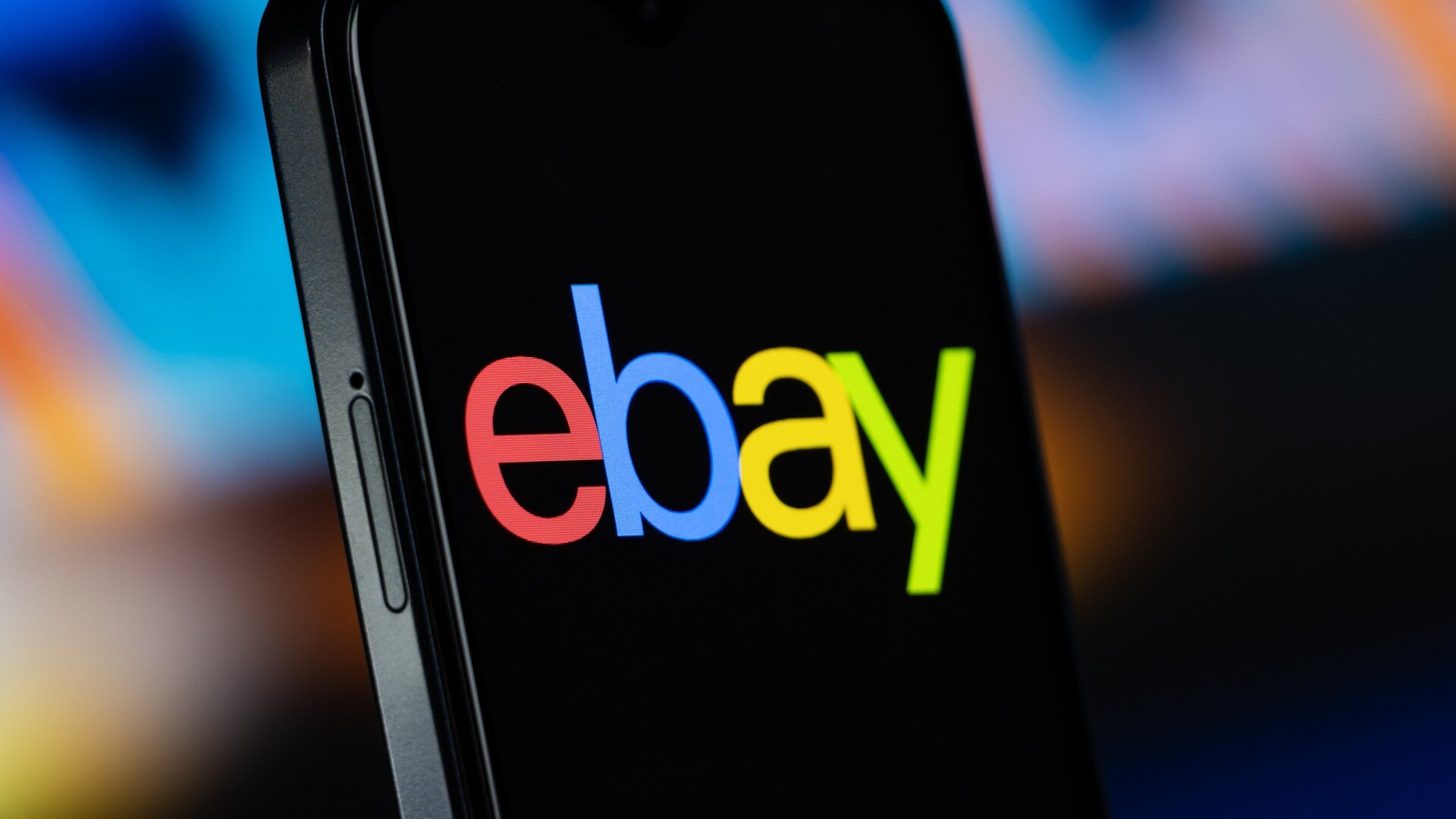 Comment eBay a fini par payer 55,7 millions de dollars pour avoir harcelé deux blogueurs. © Bangla press / Shutterstock