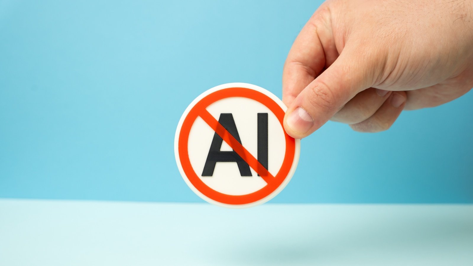 L'accès aux IA commerciales se durcit dans les ministères et les administrations de Suède. ©Andrii Yalanskyi x Shutterstock