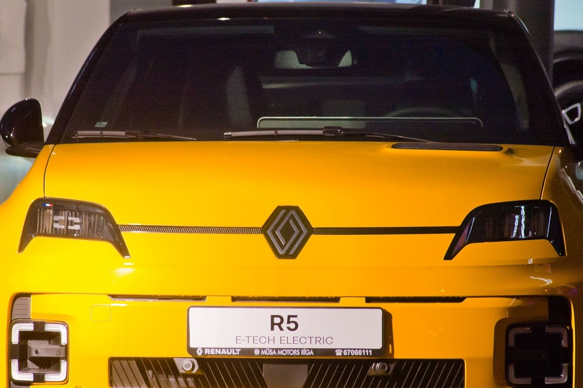 La 5G électriqe, un succès d'Ampère et Renault. © fotokaleinar / Shutterstock