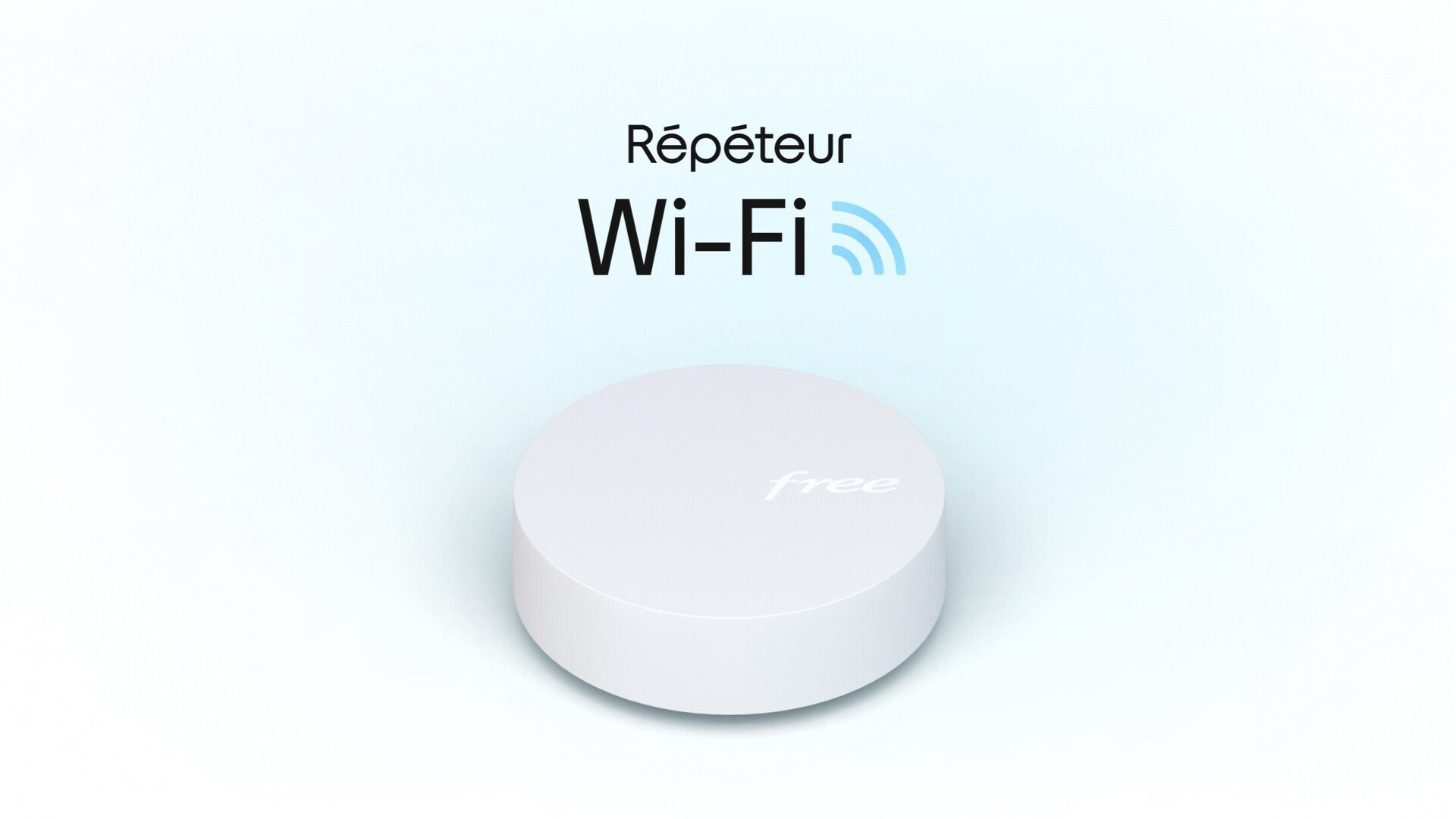 Le répéteur Wi-Fi Freebox reçoit la mise à jour 2.9.3, qui corrige un bug rare sur la bande 5 GHz. © Free / Clubic