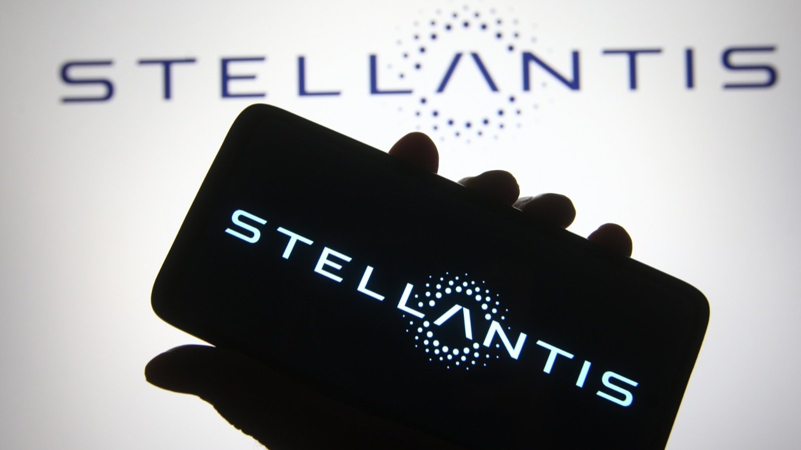 Stellantis ne veut pas produire en attendant des versions à plus faible autonomie - ©viewimage / Shutterstock