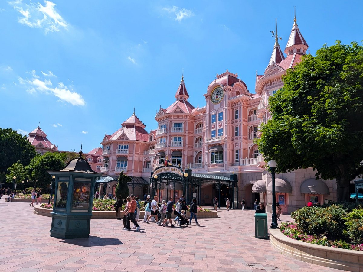 Disneyland Paris prend en photo les visiteurs pour éradiquer la fraude aux billets © Alexandre Boero / Clubic