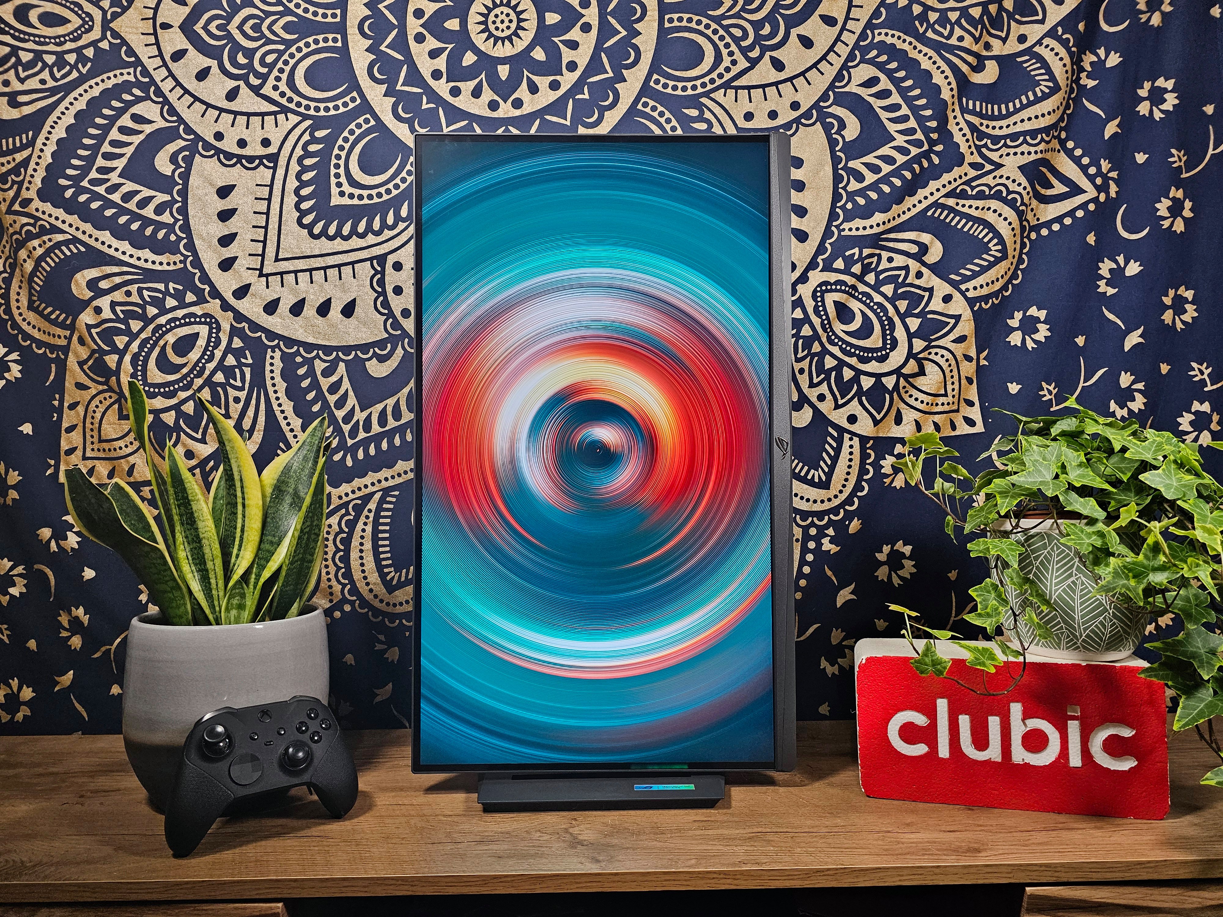 L'Asus ROG STRIX XG27UCS © Matthieu Legouge pour Clubic