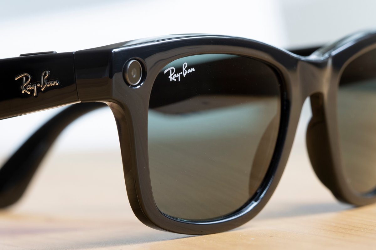 De nouvelles lunettes connectées pour Meta avec un mystérieux bracelet © Tada Images / Shutterstock.com