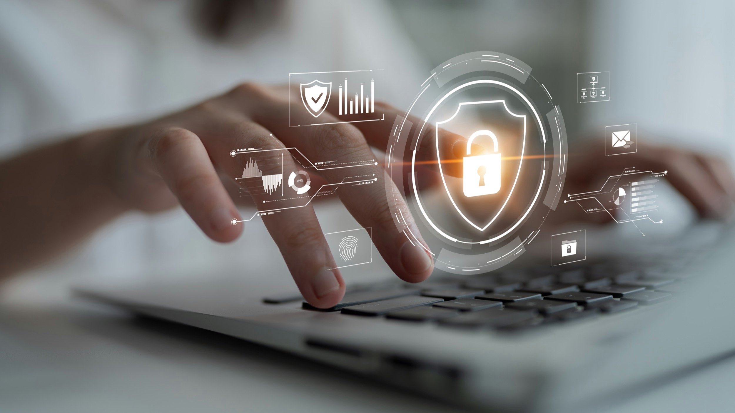 Petite entreprise, grands risques ? Les bases de la sécurité à ne plus négliger. © Summit Art Creations / Shutterstock