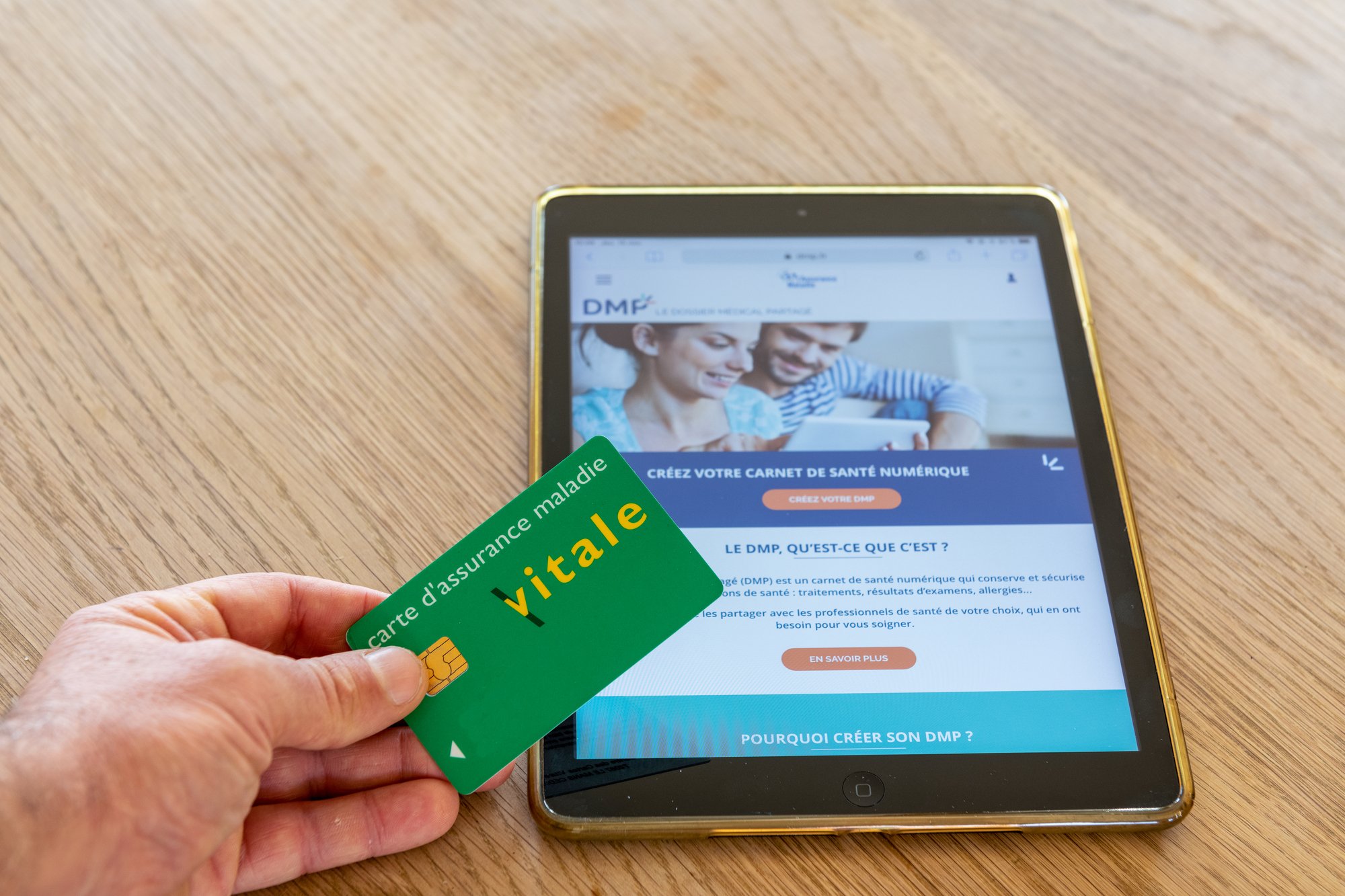 La carte vitale numérique est bien vue par les Français © Shutterstock