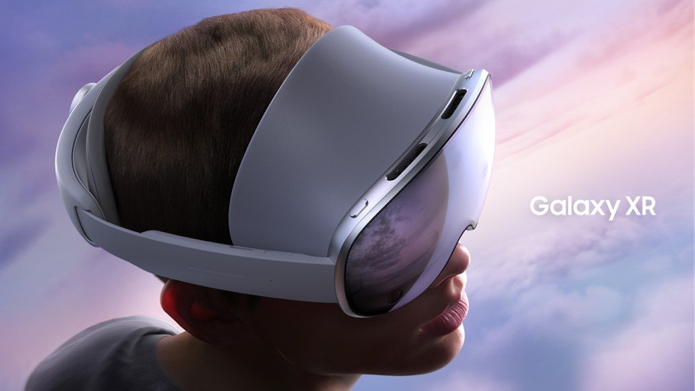 Samsung lance officiellement son premier casque de réalité mixte. © Samsung
