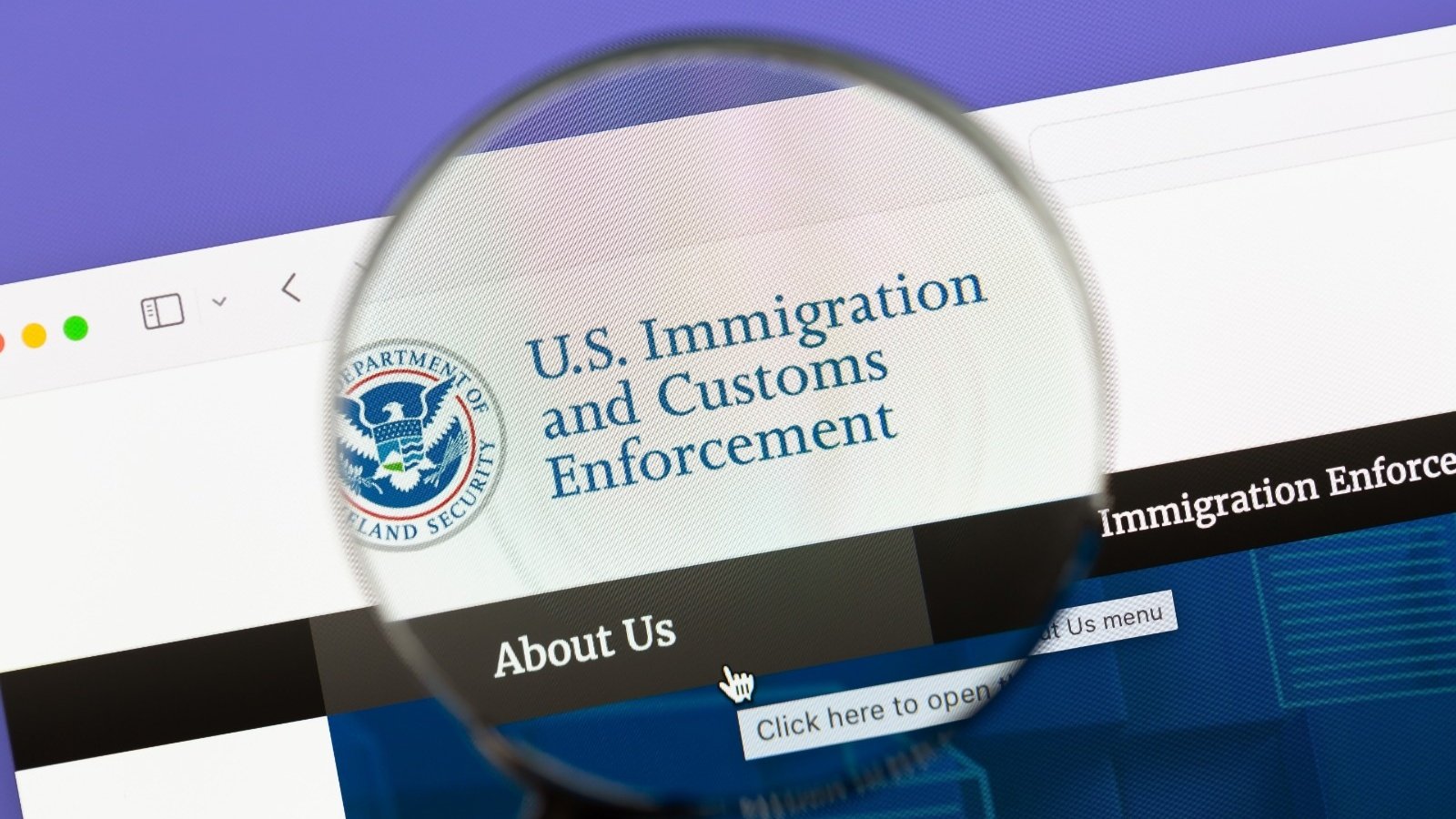 L'Immigration and Customs Enforcement prépare l'acquisition d'un petit parc de robots Spot - ©IB Photography / Shutterstock