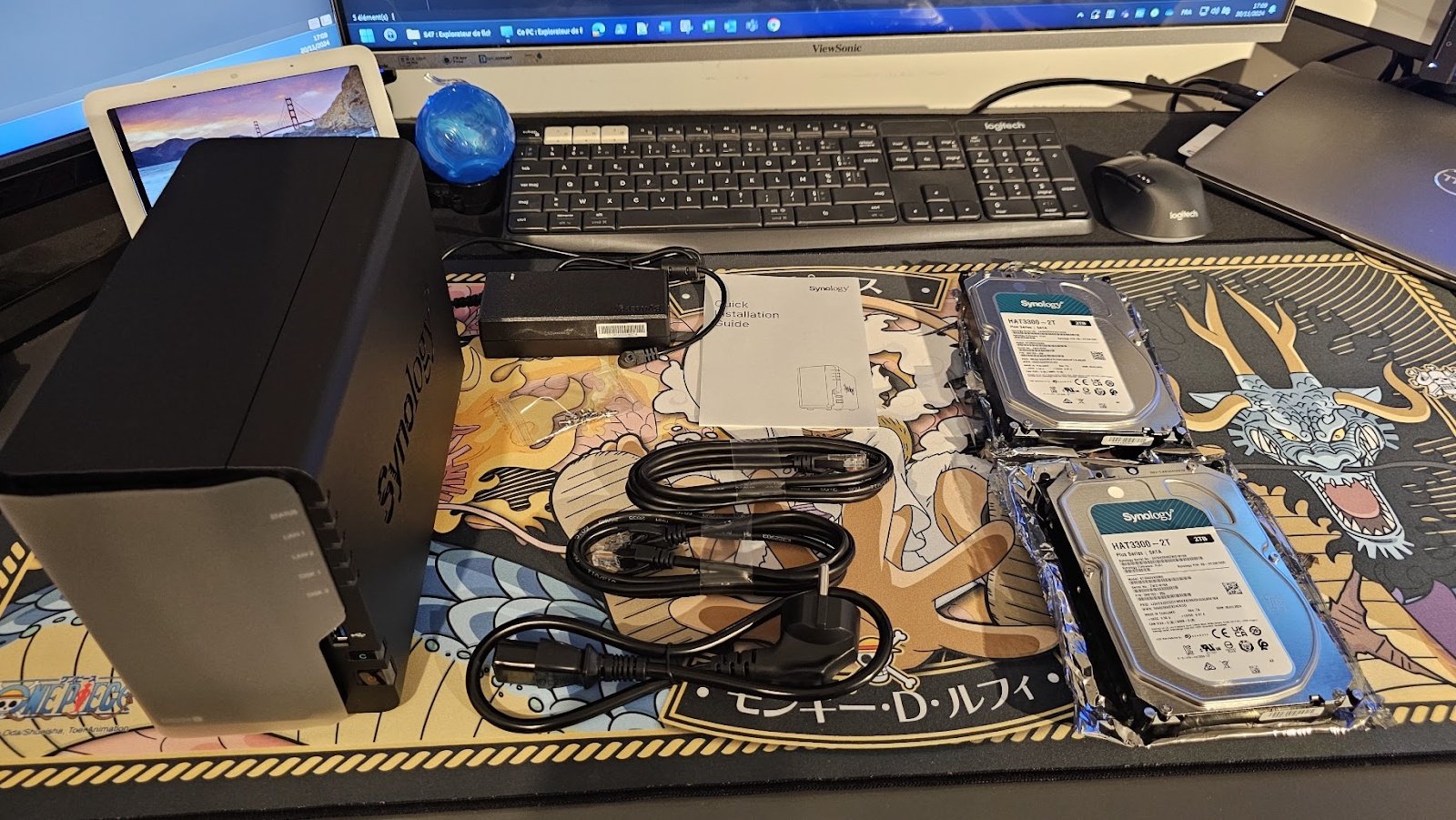 Le DS224+ livré par Synology était équipé de deux disques durs HAT3300 de 2 To. © Johnson Latouche pour Clubic