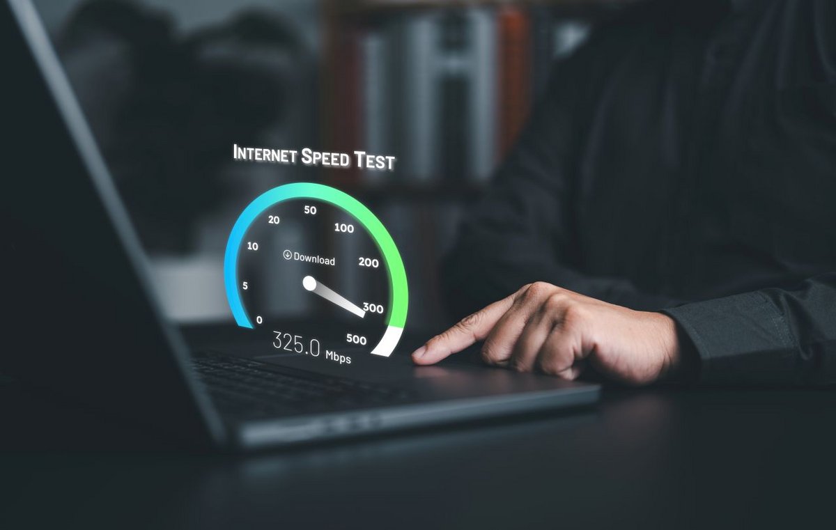 Une nouvelle application va vous permettre d'en savoir plus sur votre débit et connexion Internet - ©RerF_Studio / Shutterstock