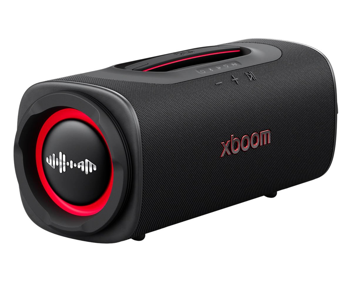 Pour plus d'ambiance, l'enceinte est rétro-éclairée sur les côtés. ©LG