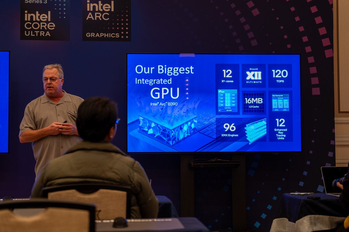 Tom Petersen, aperçu lors de notre première prise en main des puces Panther Lake, au CES 2026. © Clubic