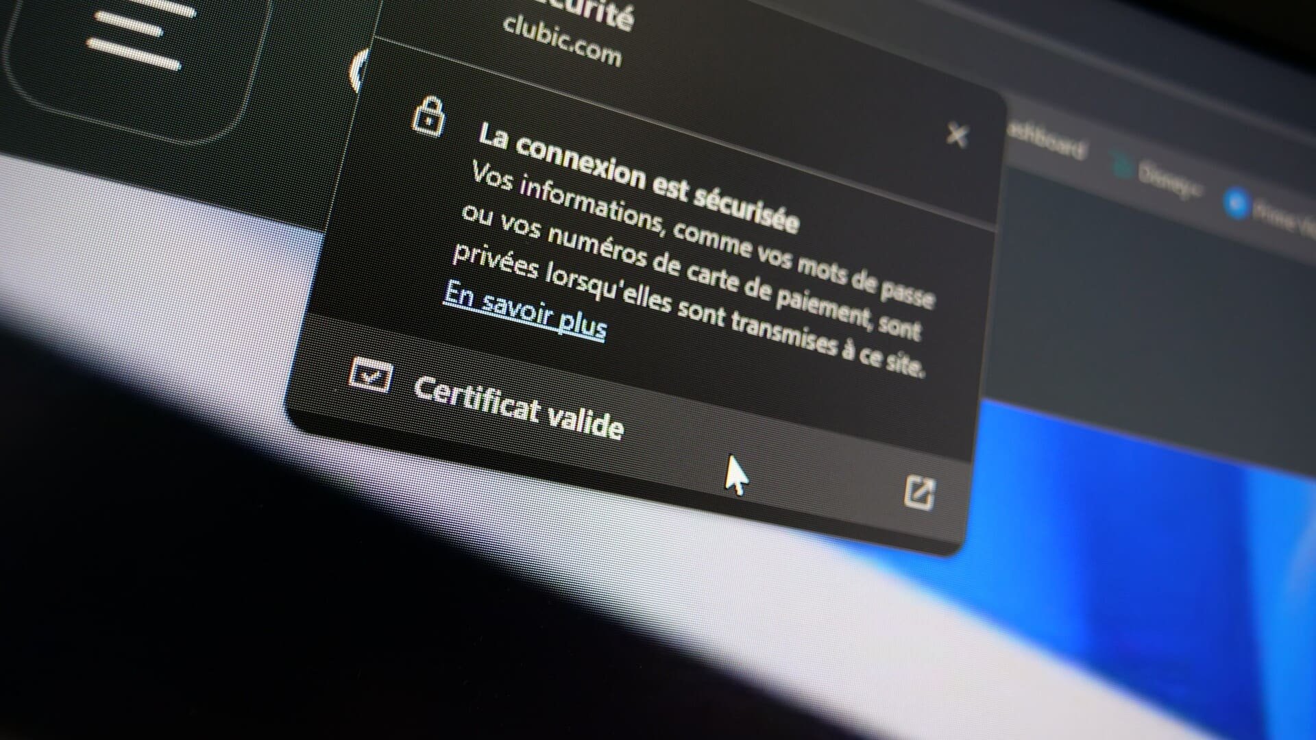 Derrière la mention « Certificat valide » se cache une autorité de certification, un rôle que Cloudflare veut désormais endosser. © Alexandre Boero / Clubic
