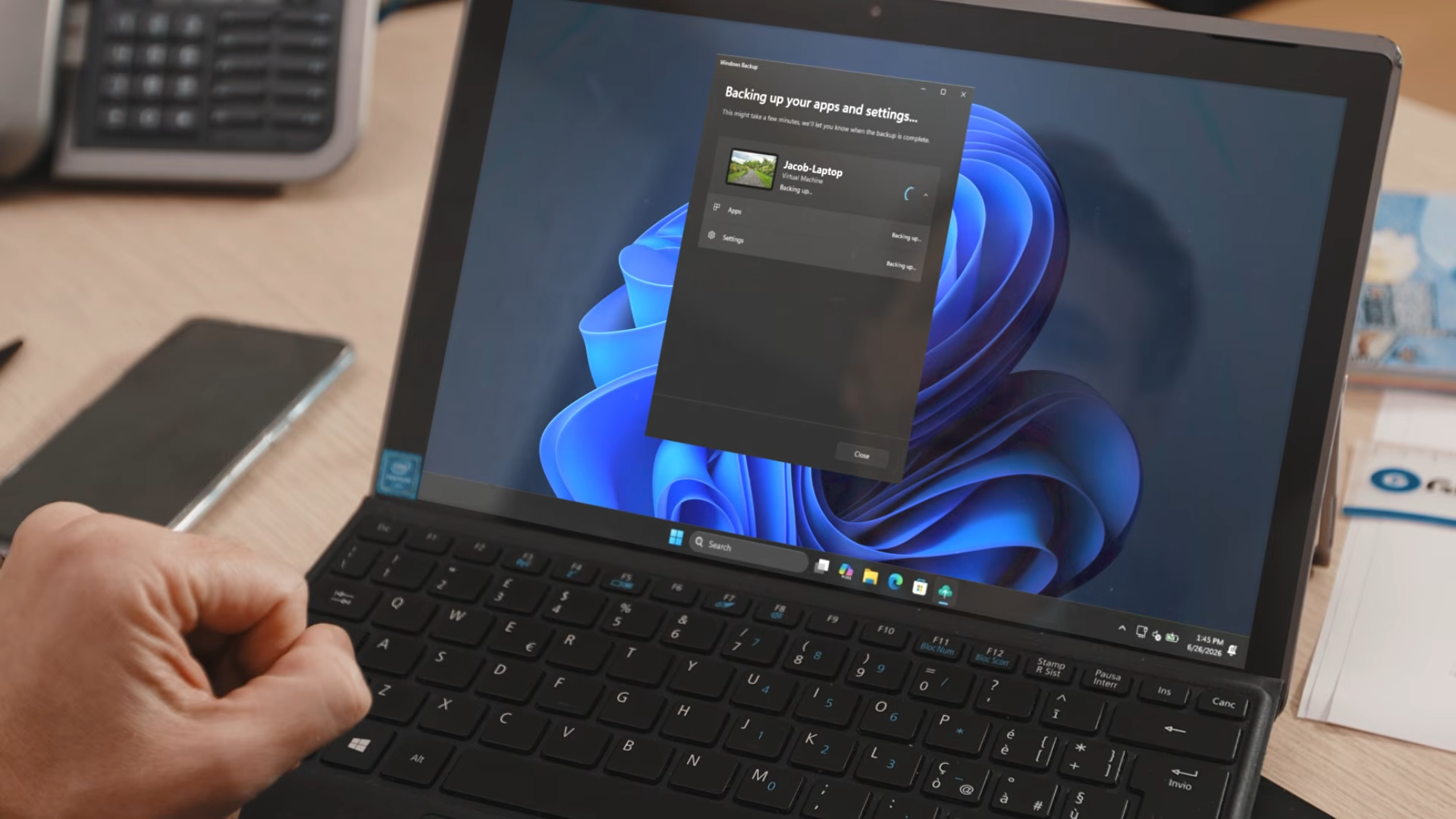Avec Windows 11 26H2, Microsoft veut sauvegarder les réglages des PC d’entreprise par défaut. © Microsoft