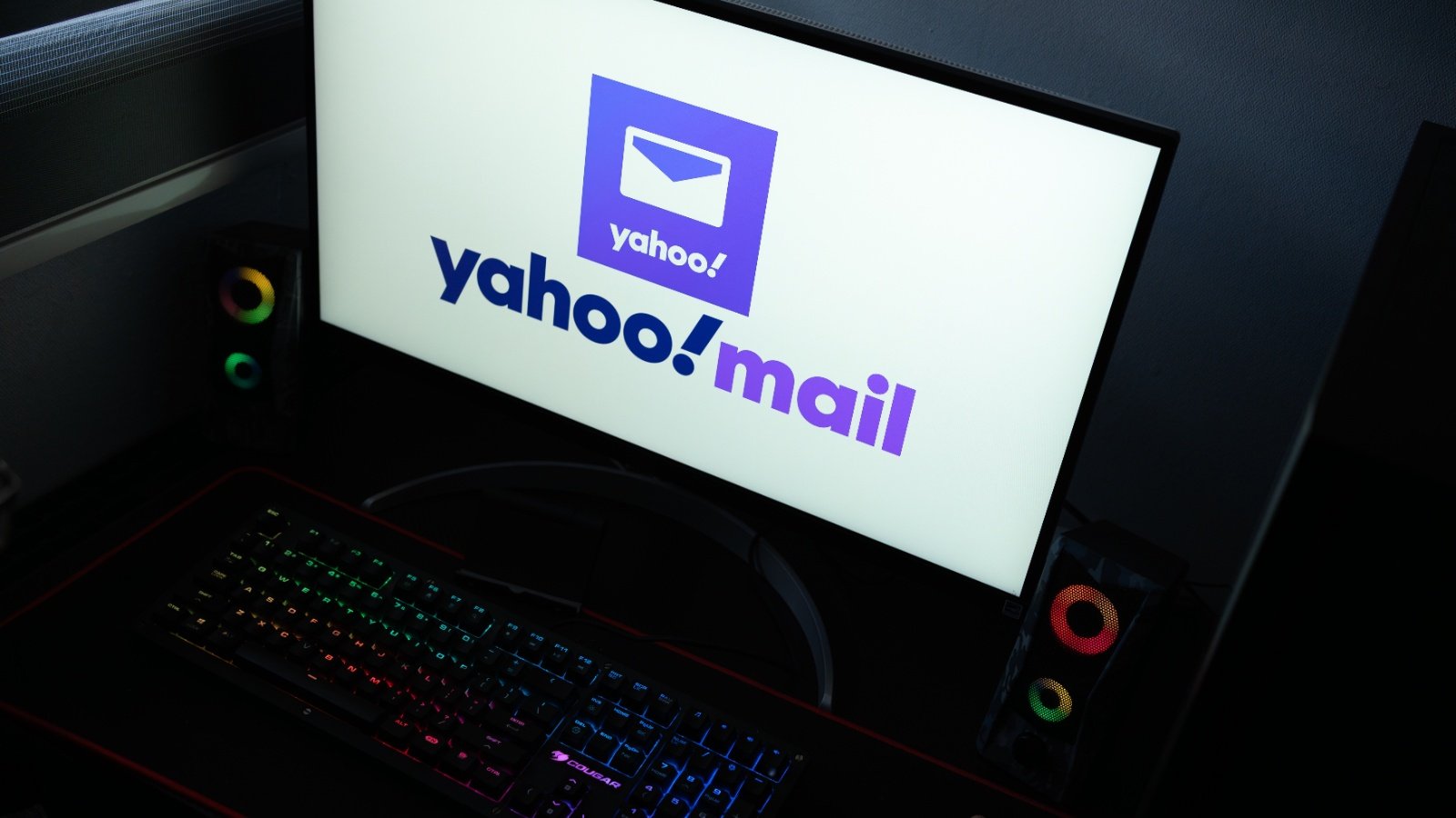Yahoo continuera d’afficher des contenus sponsorisés et des liens d’affiliation, simplement sans tenir compte de votre profil. - ©Claudio Borquez Arias / Shutterstock