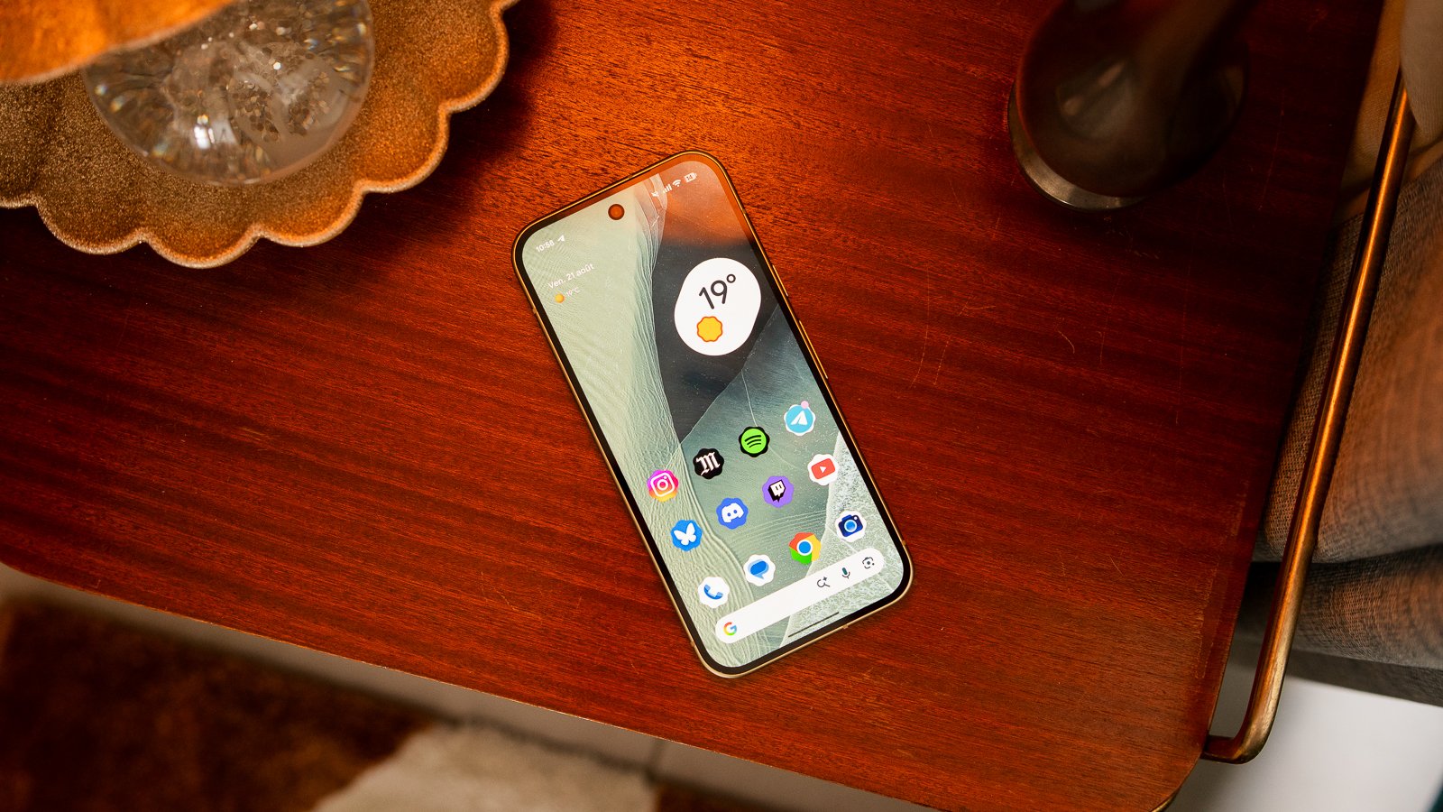Voir l'agencement de son Google Pixel ? C'est possible, sans le démonter. ©Pierre Crochart pour Clubic