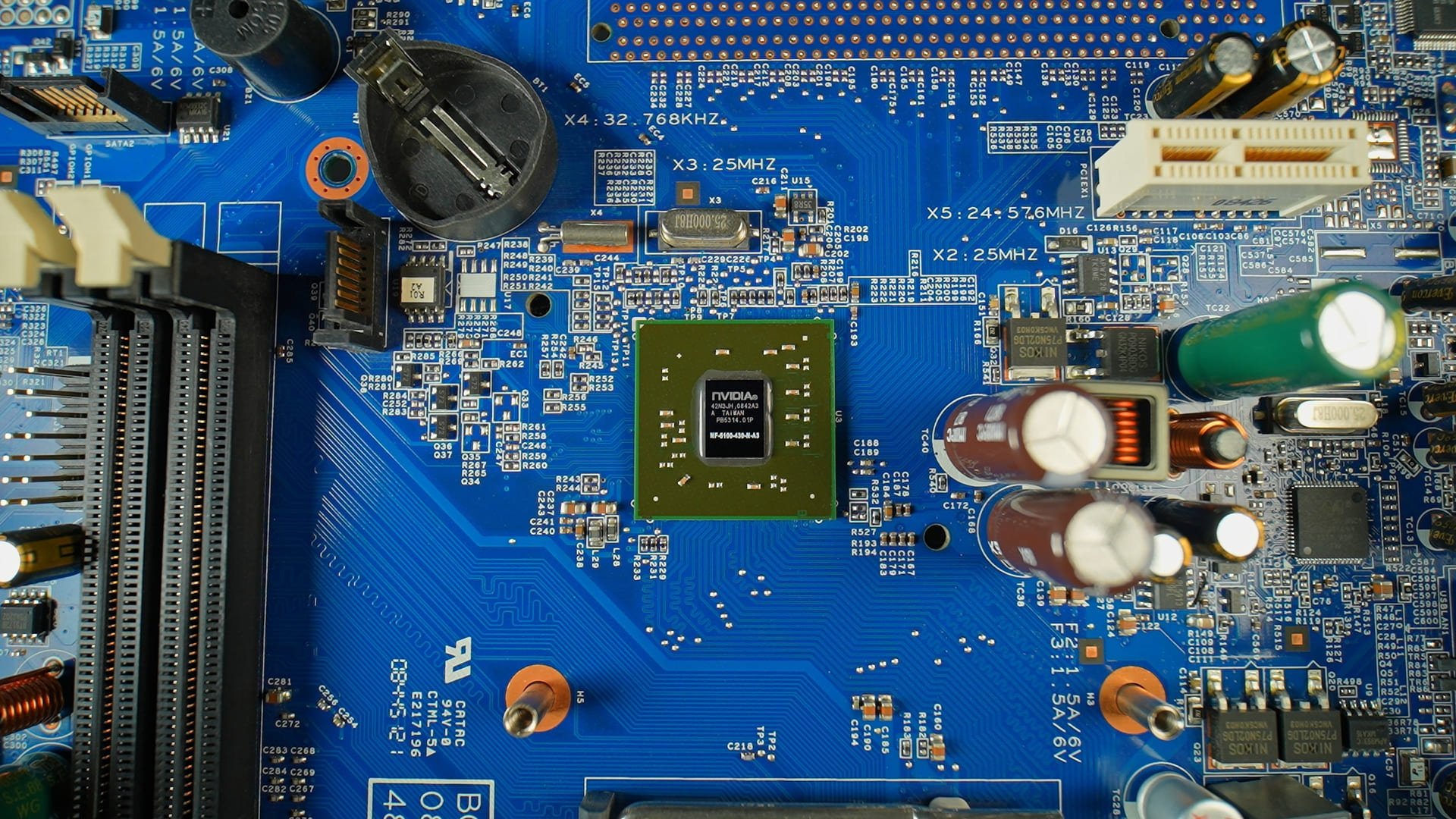 Shadow mise sur ses GPU, des puces NVIDIA, pour se lancer dans l’IA avec Blade. © MotionPixxle Studio / Shutterstock