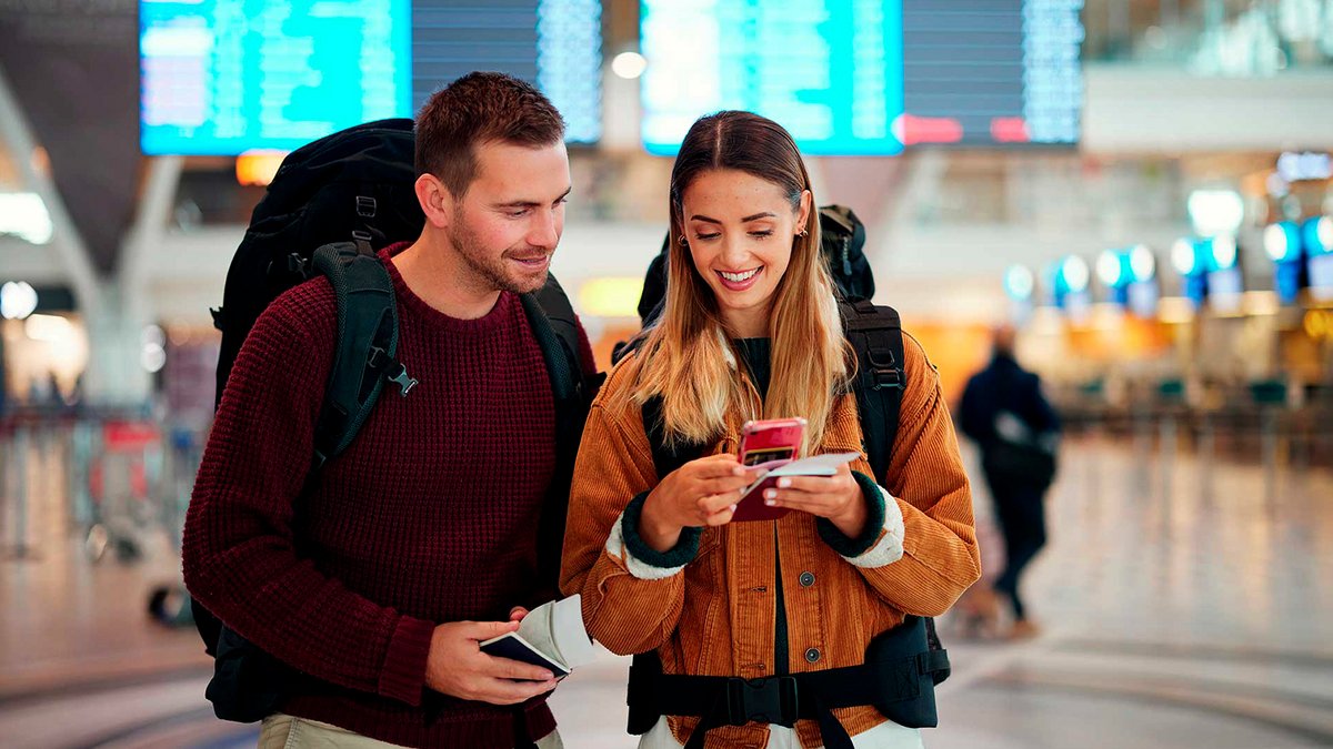 Il n'est pas toujours simple de trouver un réseau de qualité en voyage. ©Alfa Photostudio / Shutterstock