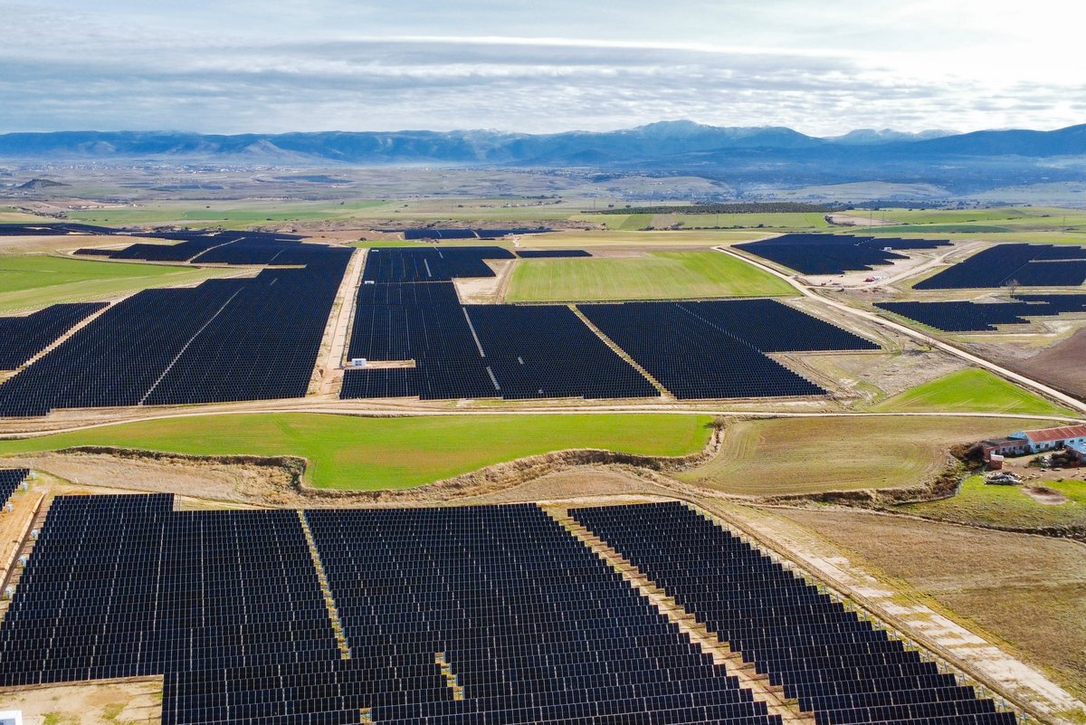Le parc solaire d'Apple en Espagne, à Castano, s'étend à perte de vue © Apple