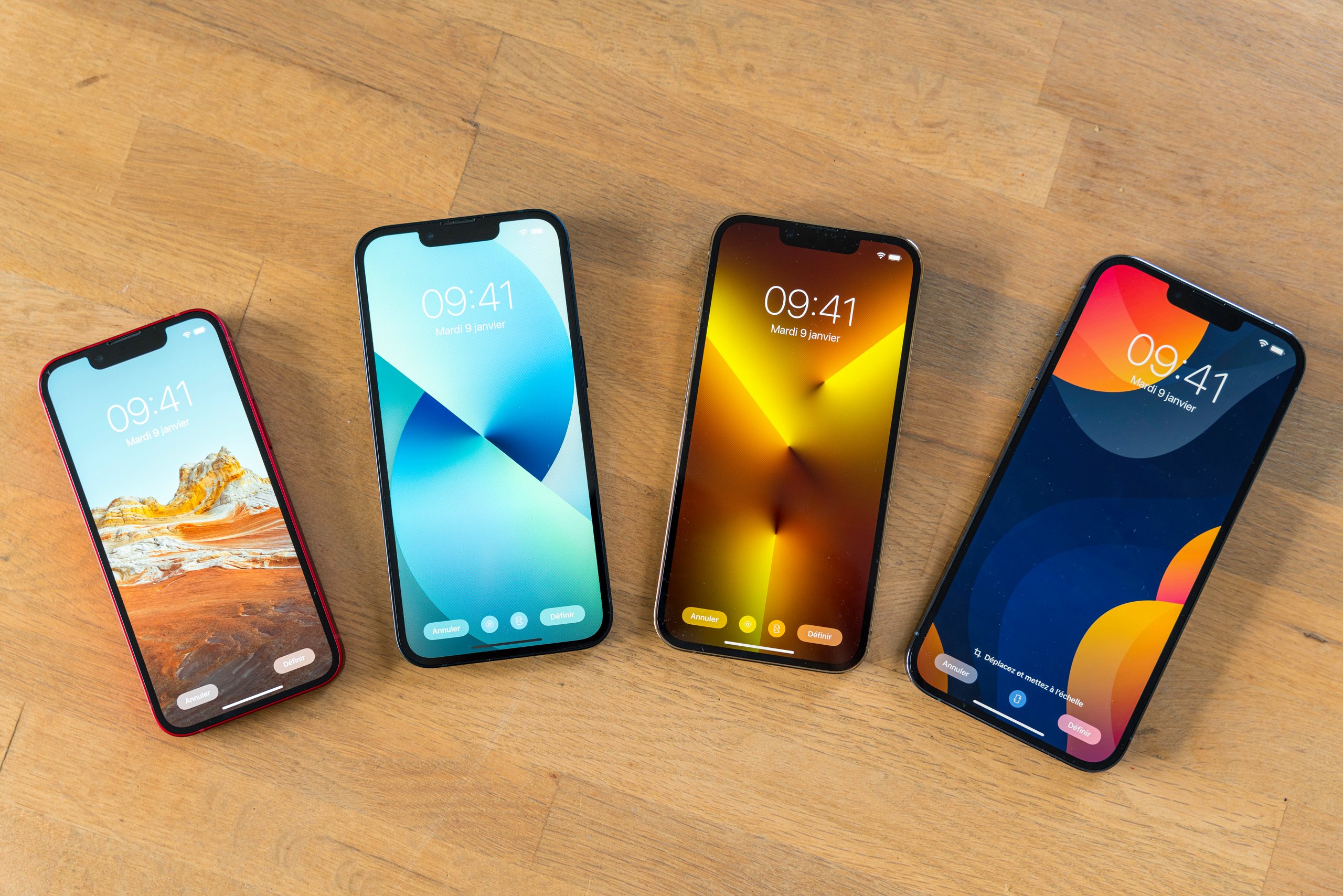 Les nouveaux iPhone au complet. © Pierre Crochart pour Clubic