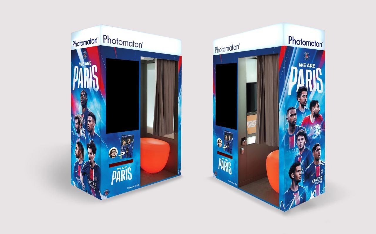 « We Are Paris » propose aux supporters de se glisser, le temps d’une photo, dans la peau d’un joueur du club - ©Photomaton® ME Group