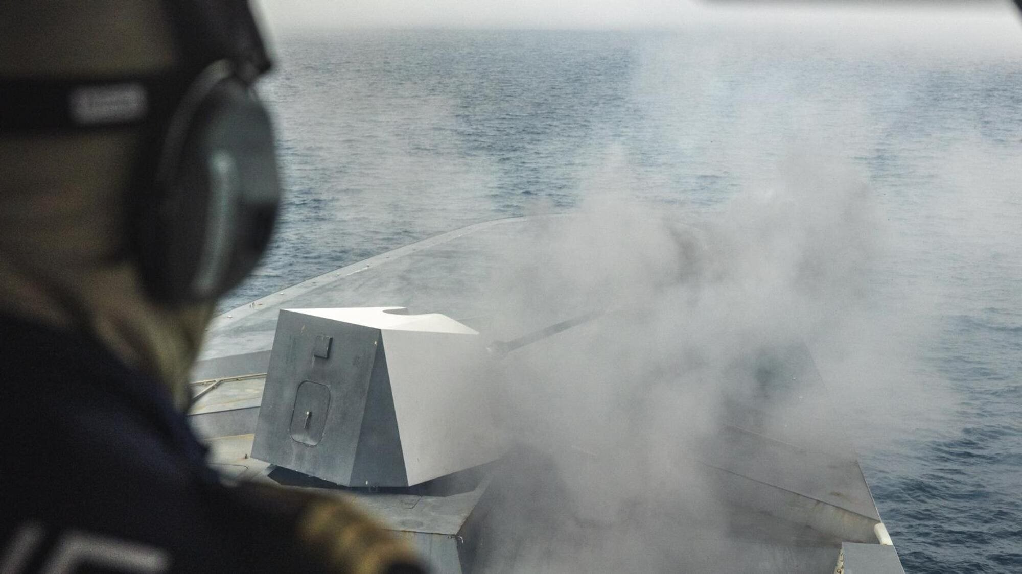 Un entraînement explosif pour la FREMM Normandie. © Marine nationale