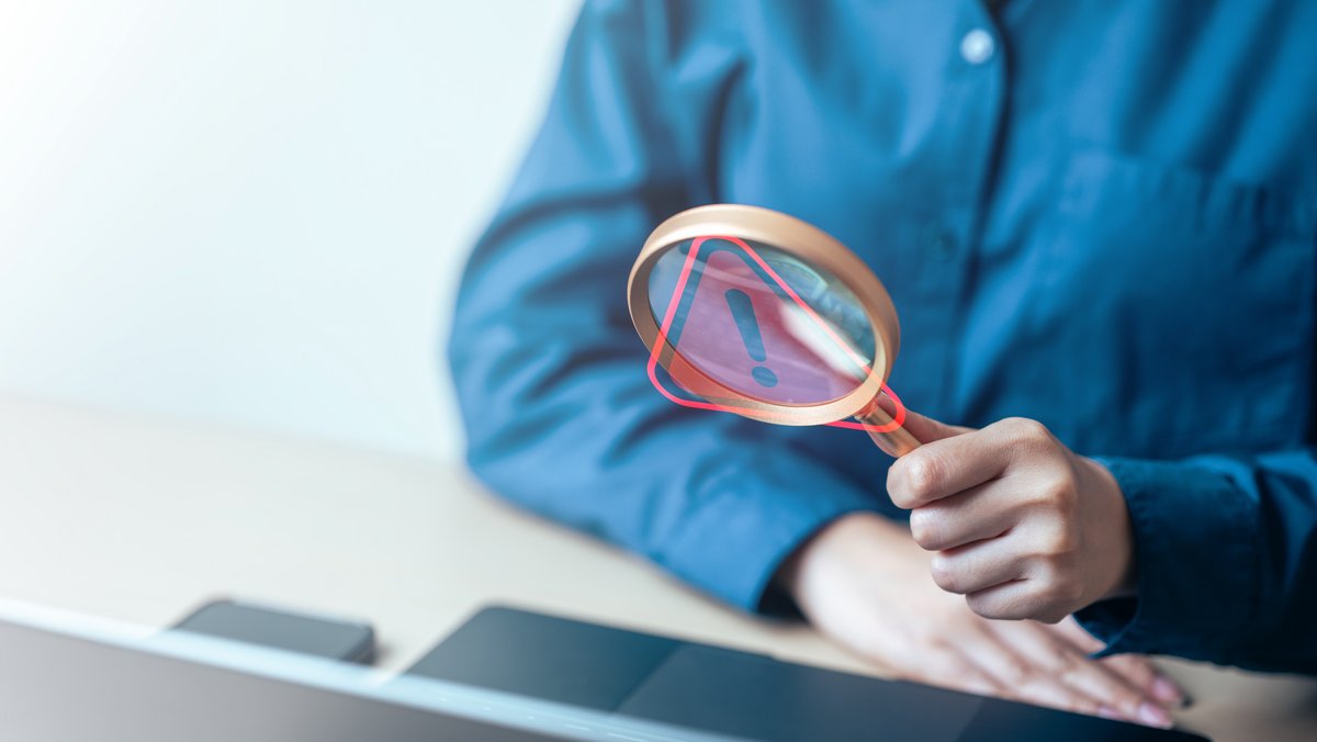 Alors que la menace des logiciels malveillants générés par intelligence artificielle alimente les craintes depuis des mois, une analyse approfondie de Google révèle une réalité bien plus nuancée. © Shutterstock